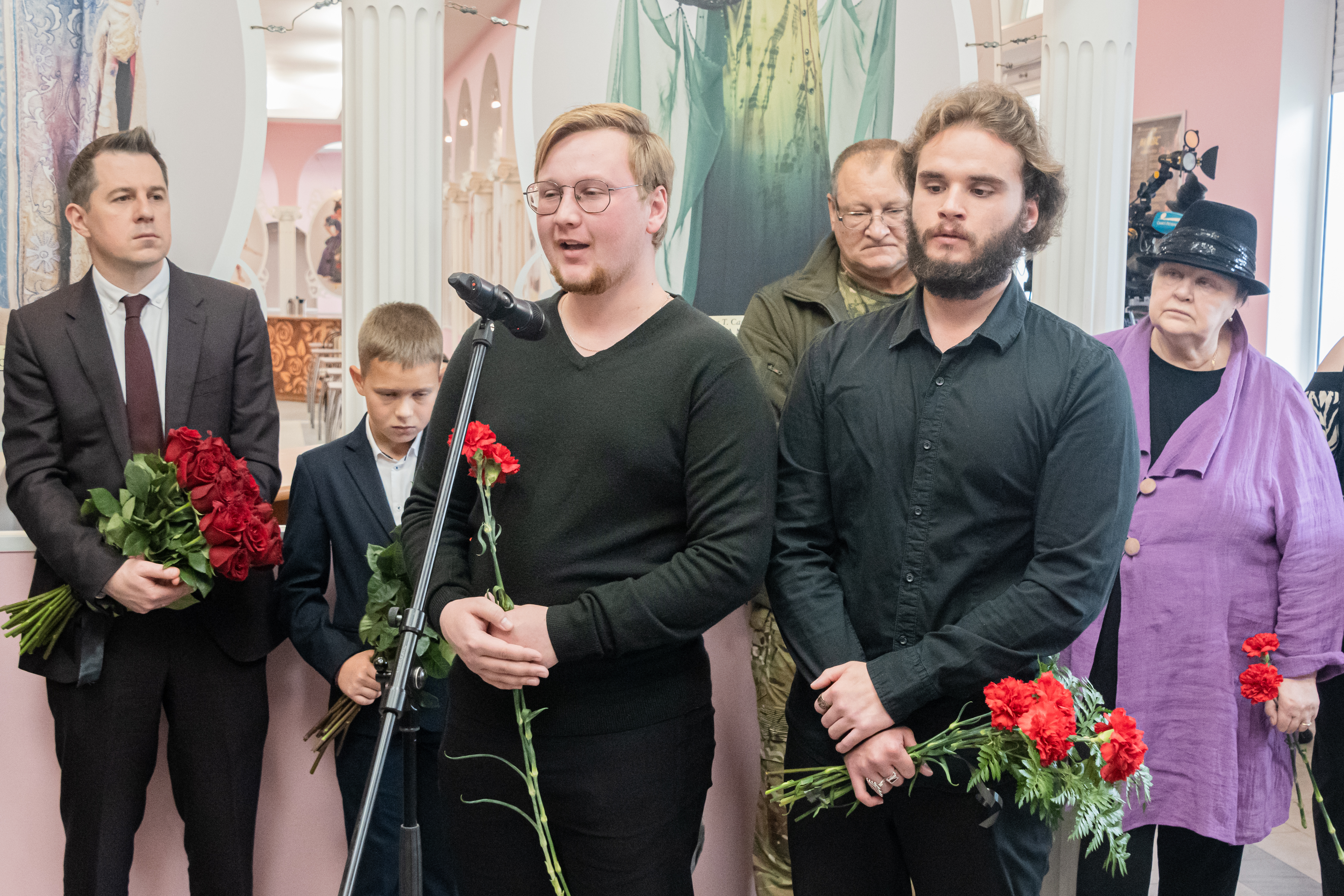 В театре «На Неве» открыли мемориальную доску в память об артисте Вадиме Алфёрове8