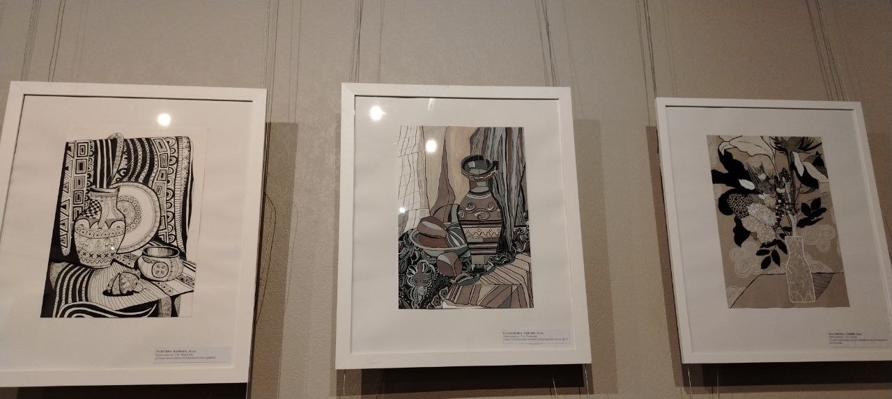 В медиацентре «Культура Петербурга» юных художников поздравили с победой 3