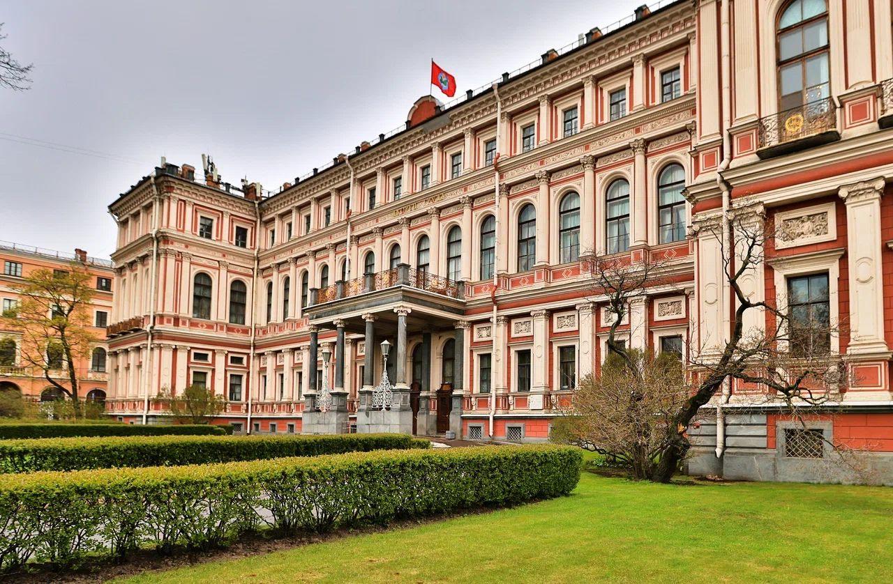 Николаевский дворец