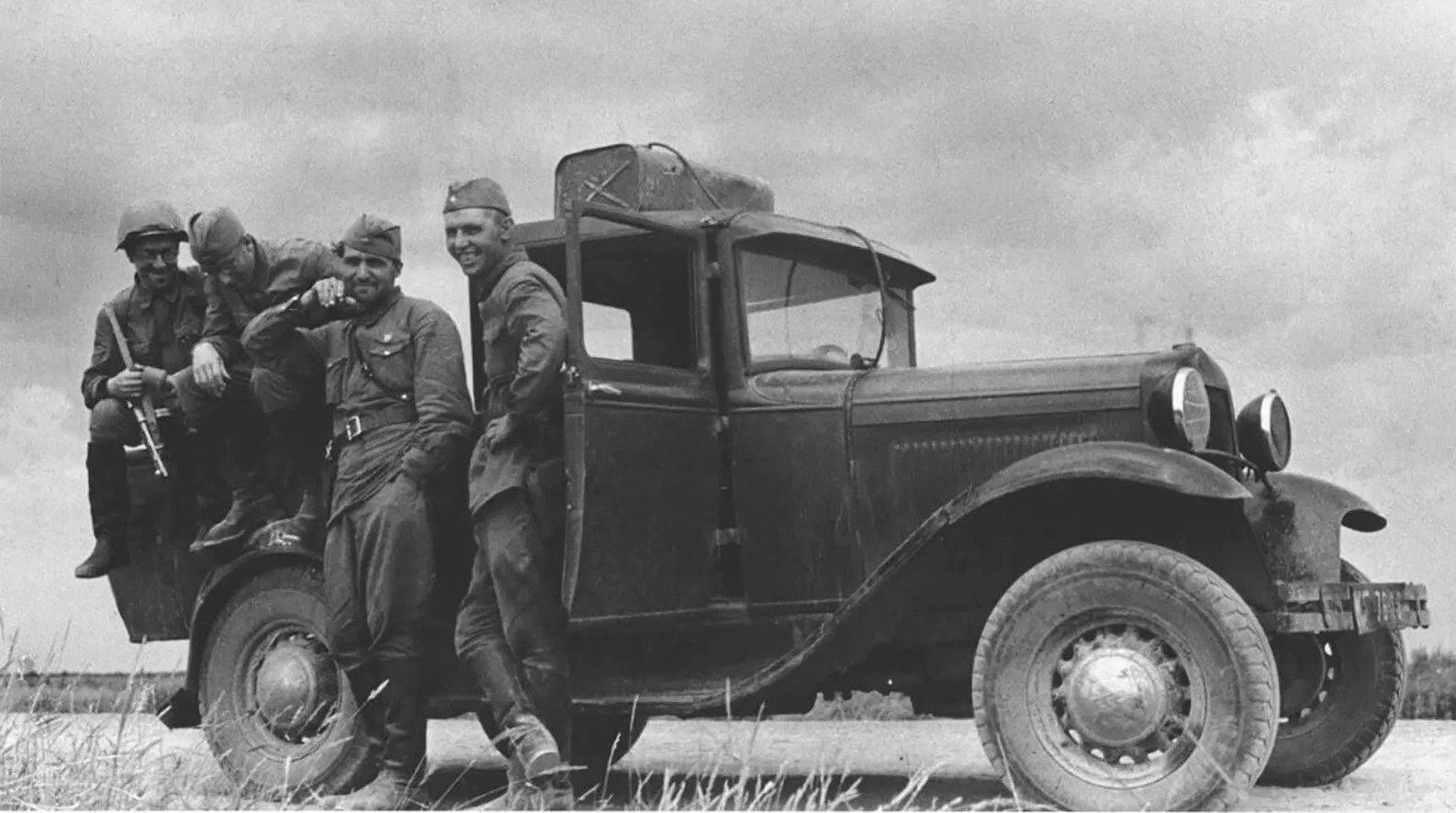 «Жди меня» - к 110-летию Константина Симонова