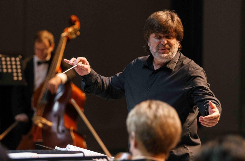 В «Лахта-холле» можно увидеть цифровое симфо-шоу «ИИ»