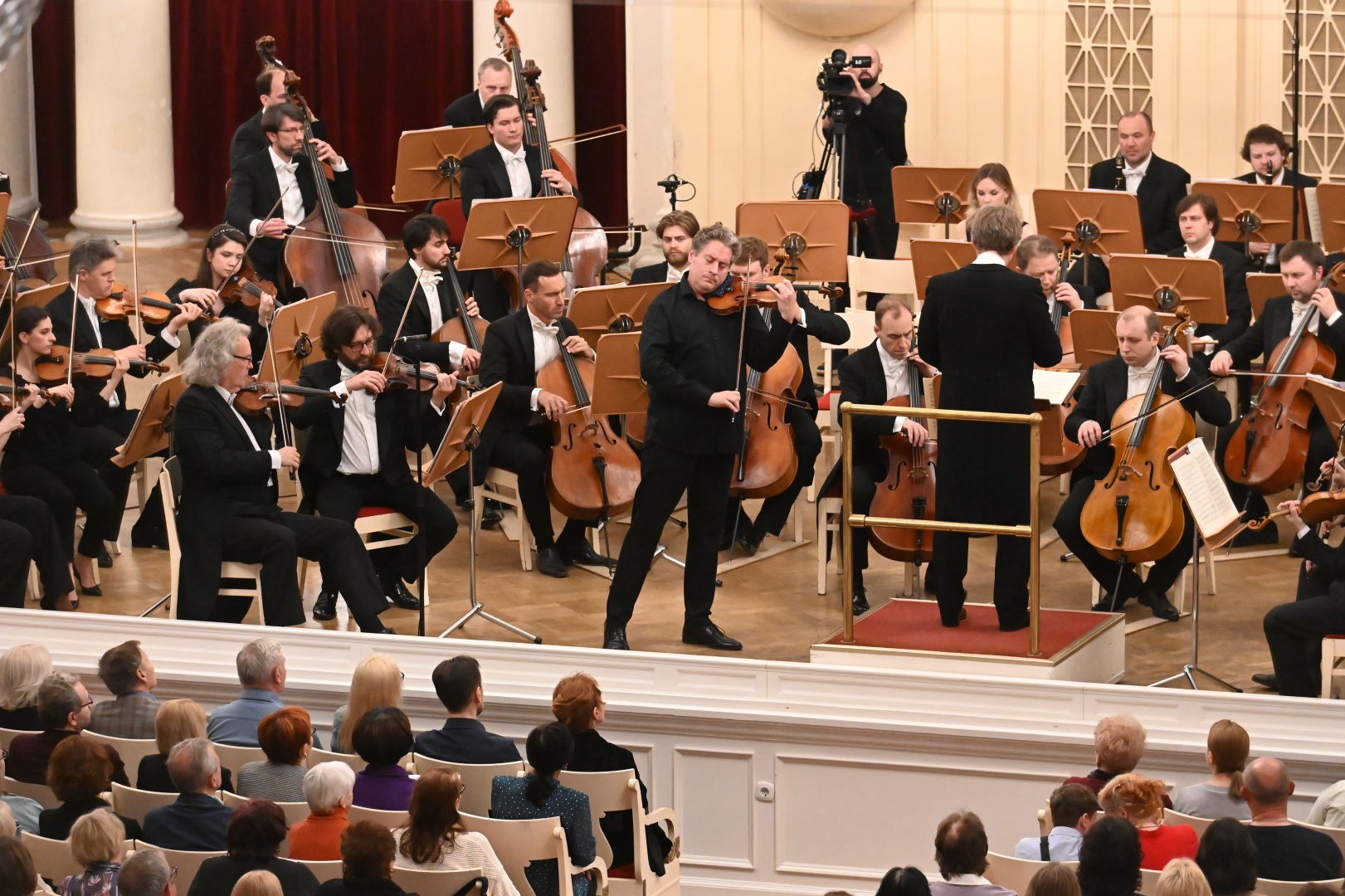 Скрипка Страдивари прозвучит в Петербургской филармонии