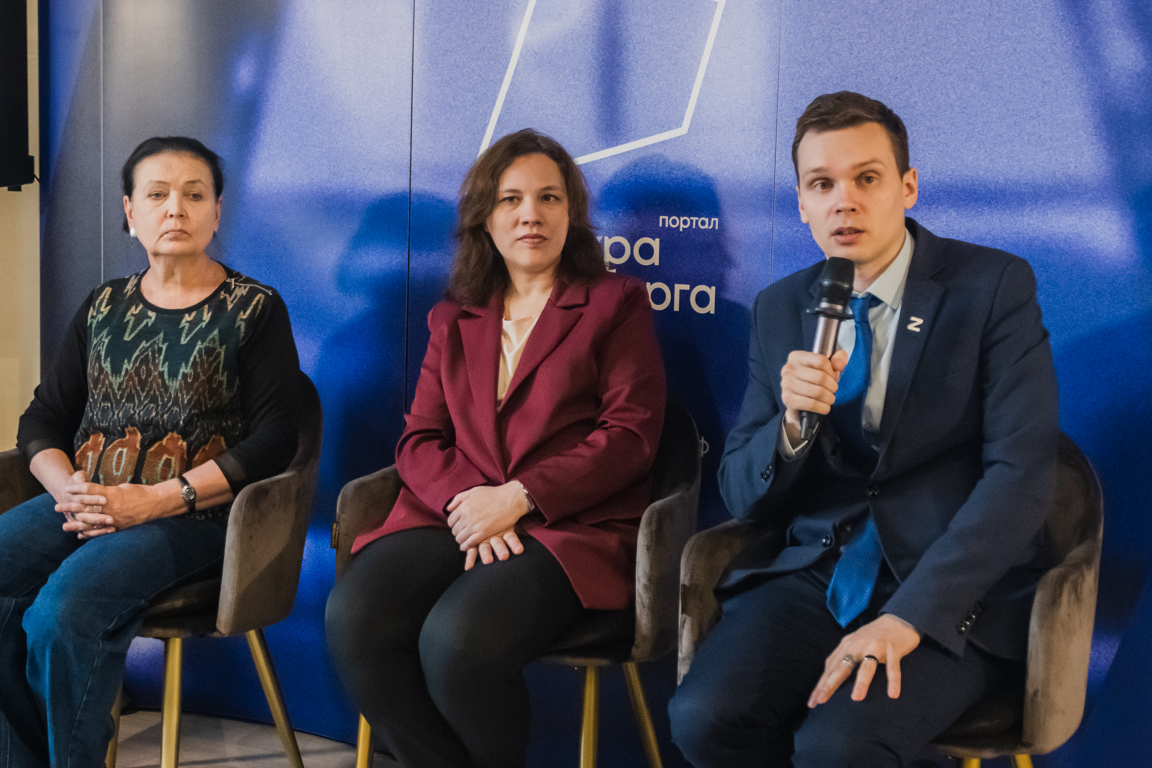 В медиацентре «Культура Петербурга» прошла пресс-конференция VIII конкурса юных исполнителей на струнных инструментах и арфе12