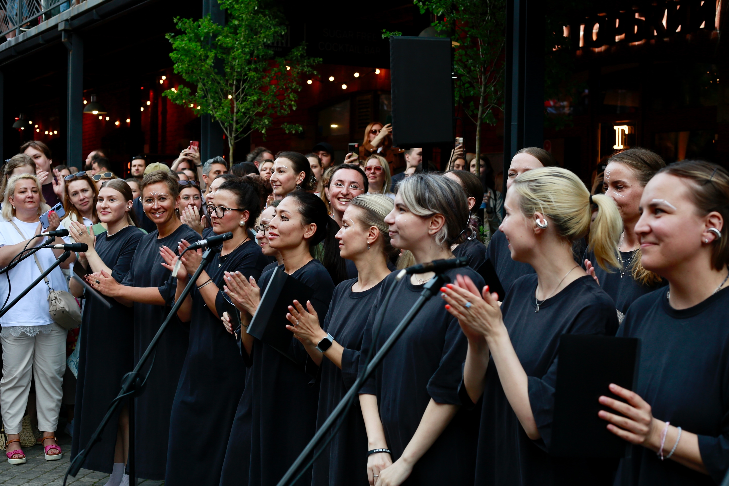 «Хор на весь Двор» представит перформанс совместного пения 1