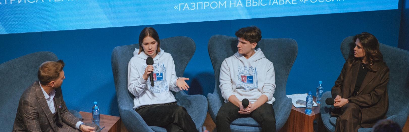 «Друзья Петербурга» рассказали, как реставраторы, журналисты и волонтеры сохраняют культурное наследие