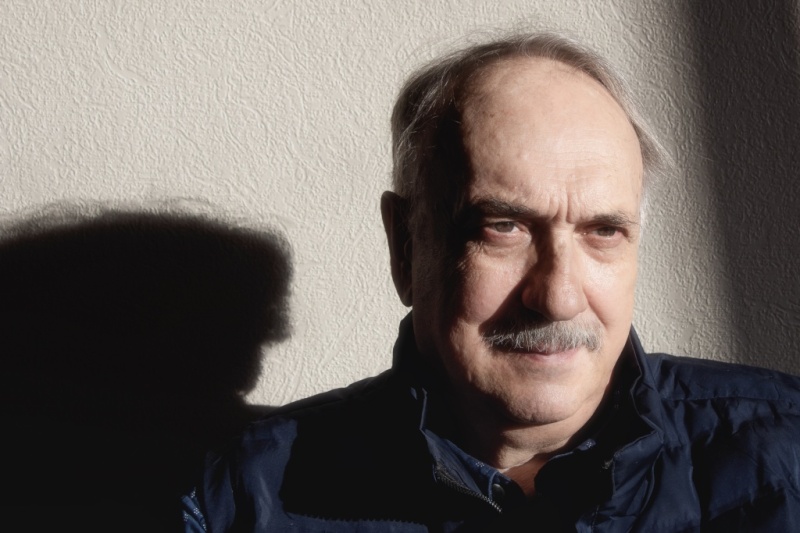 «Военная история моей семьи. Реликвия»: волшебная лампа Александры и Надежды Каралис