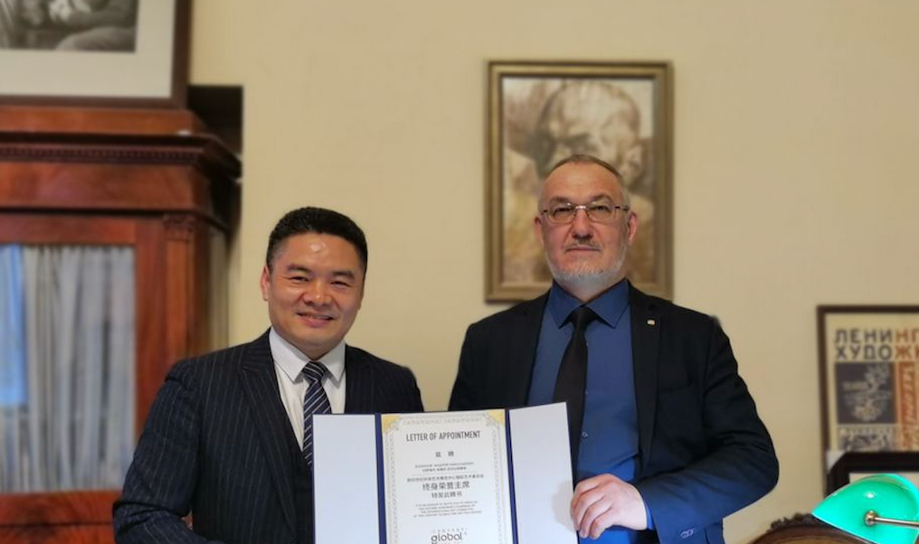 Андрей Базанов провел переговоры с делегацией шанхайского культурного центра