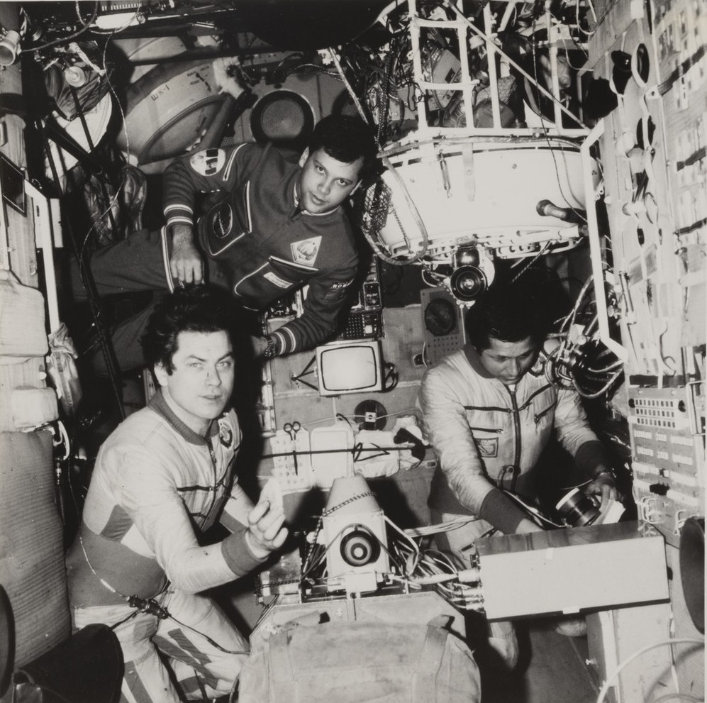 Камерные сюжеты и большие события «Нашего космоса» покажут в РОСФОТО7