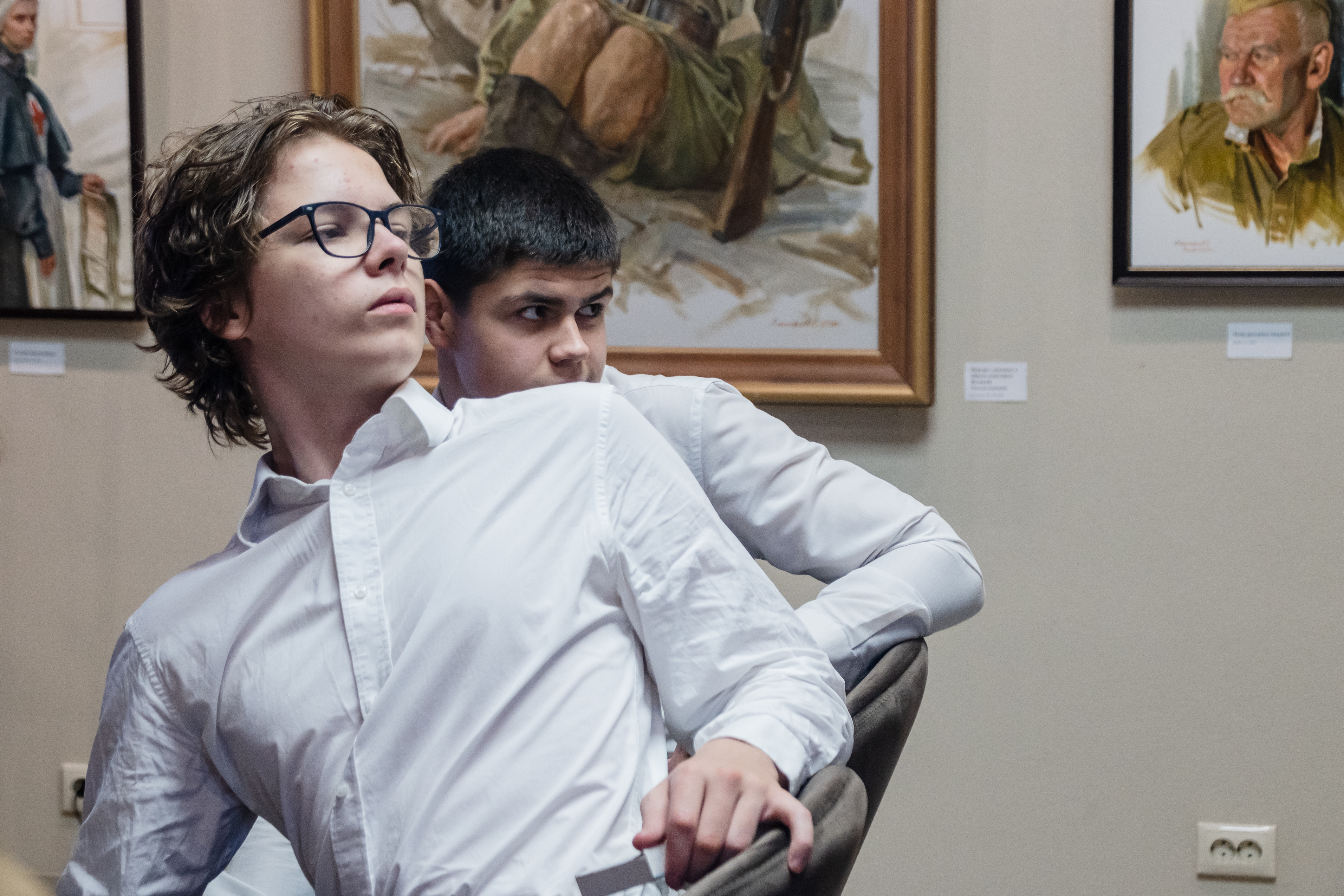 В медиацентре «Культура Петербурга» открылась выставка картин о героях разных эпох 14