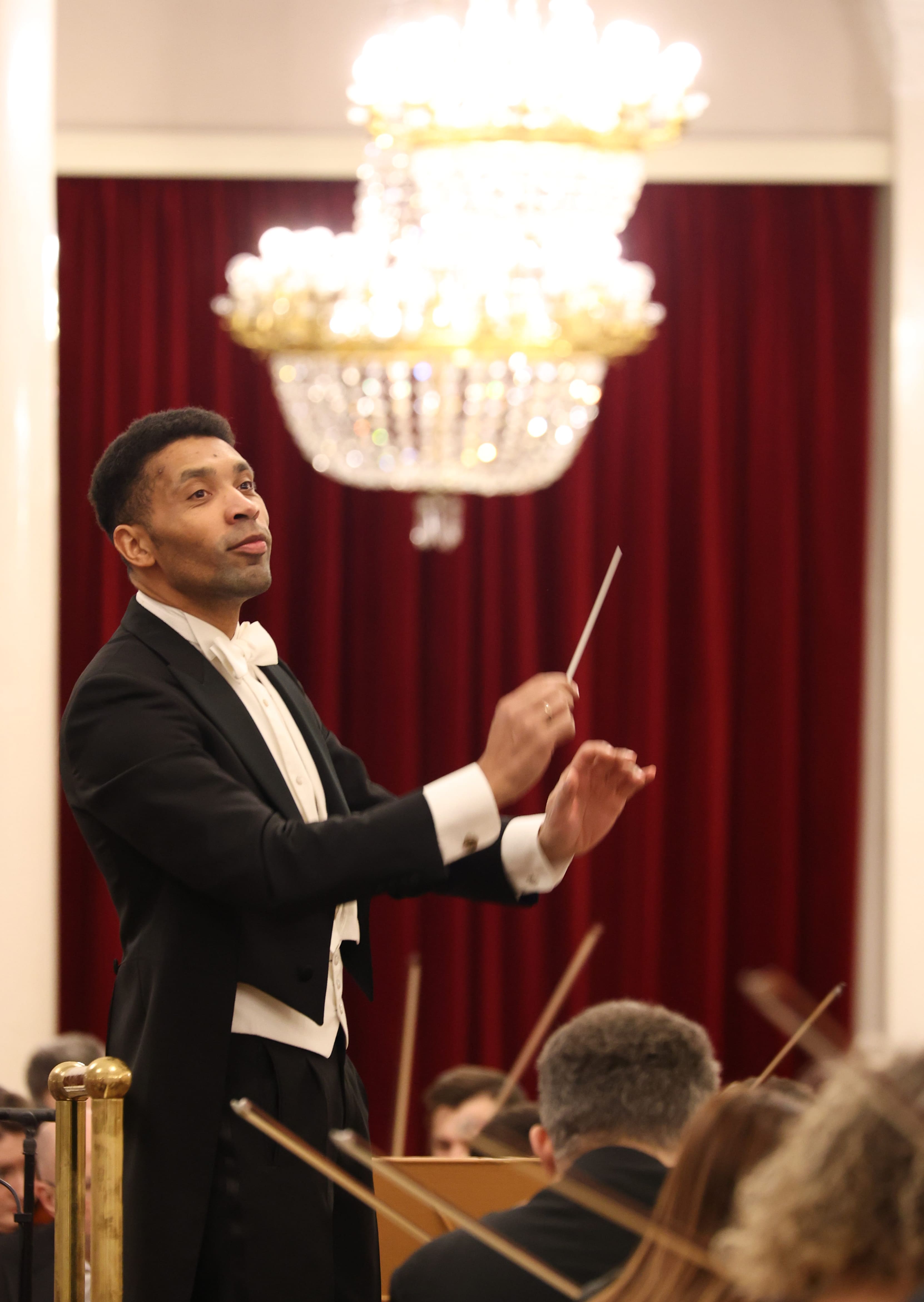 Андрей Ургант познакомит с «(Не)Знакомым Шостаковичем»  2