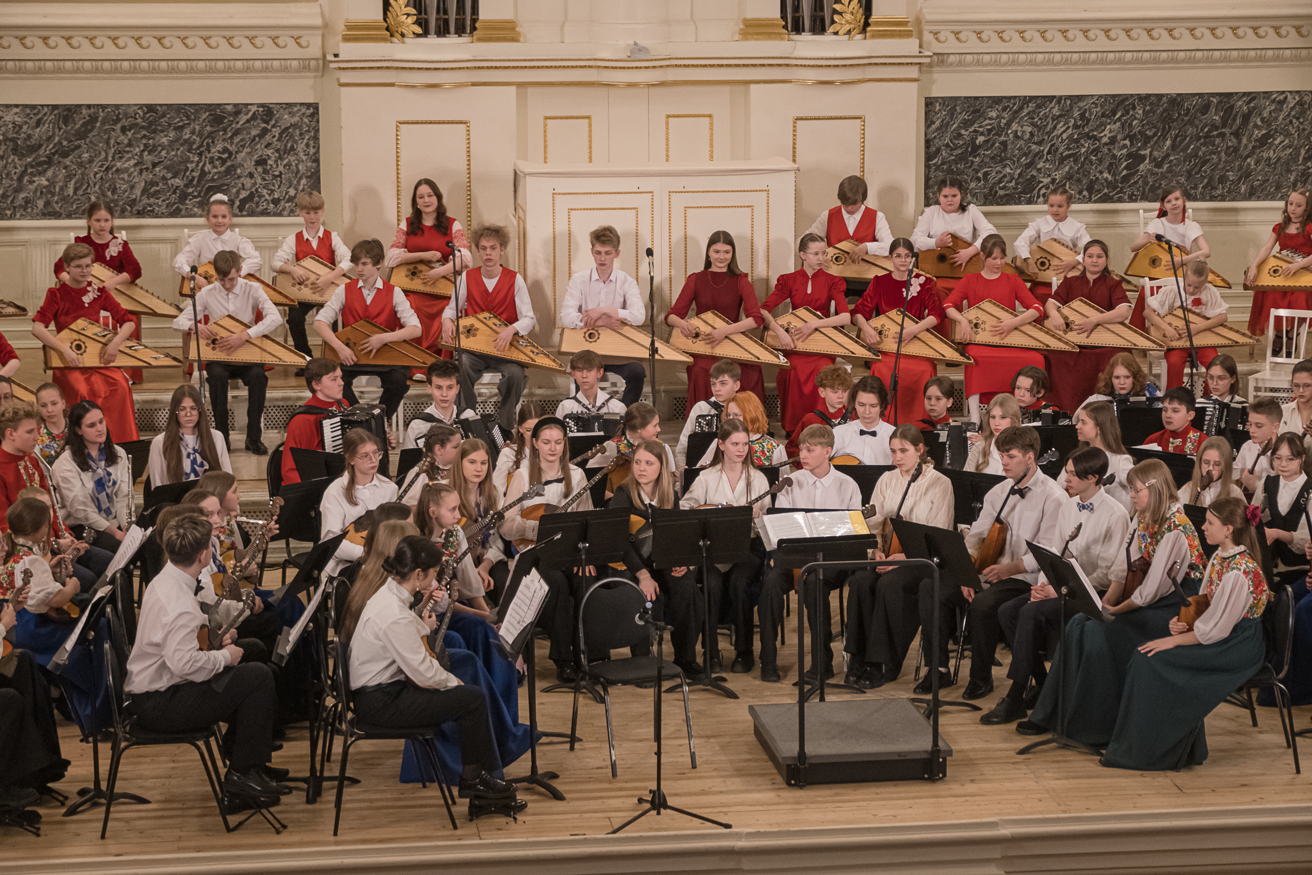 В Капелле наградили лучших учителей в сфере культуры и искусств44