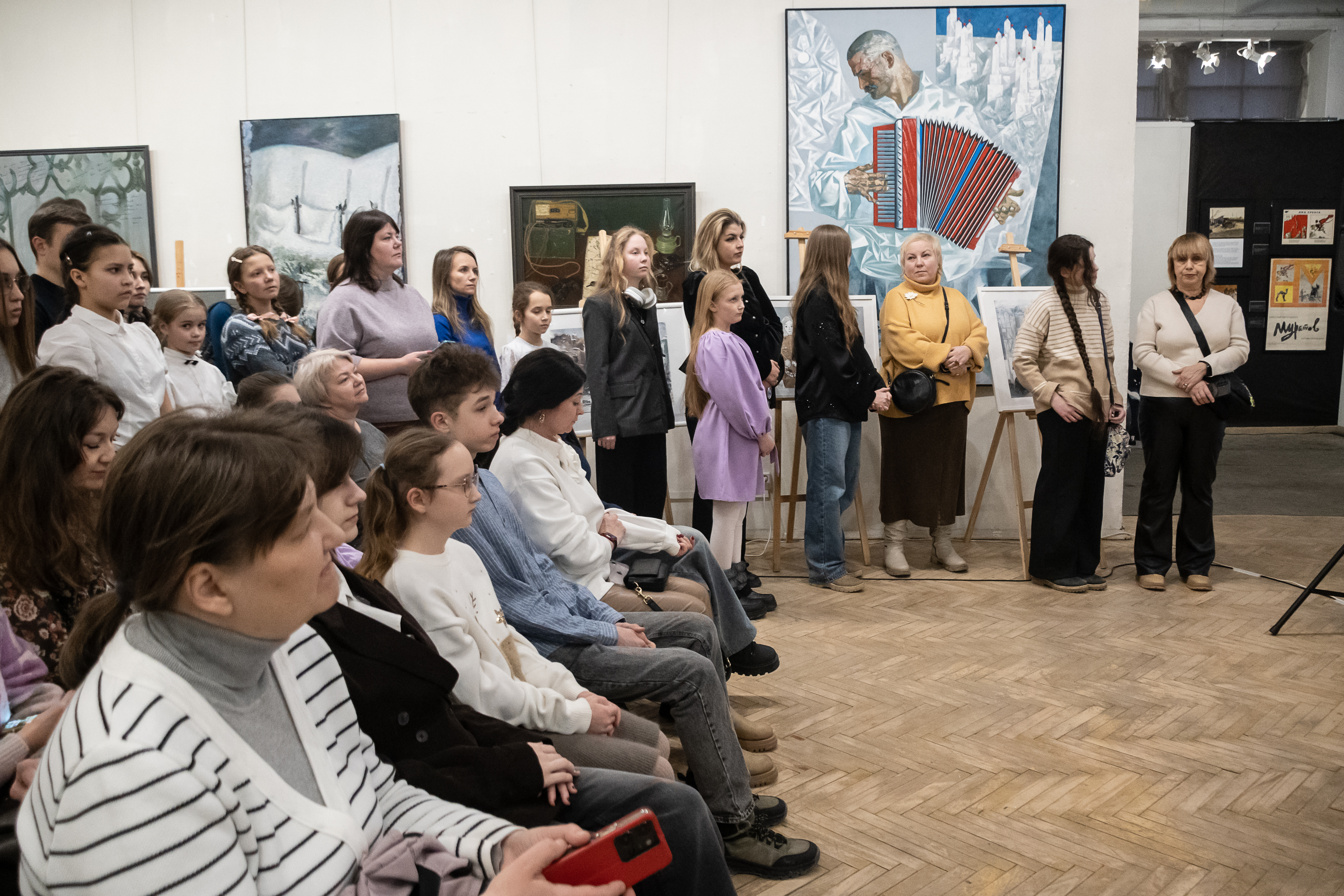 Юных победителей конкурса «Непокорённый Ленинград» наградили в Союзе художников5