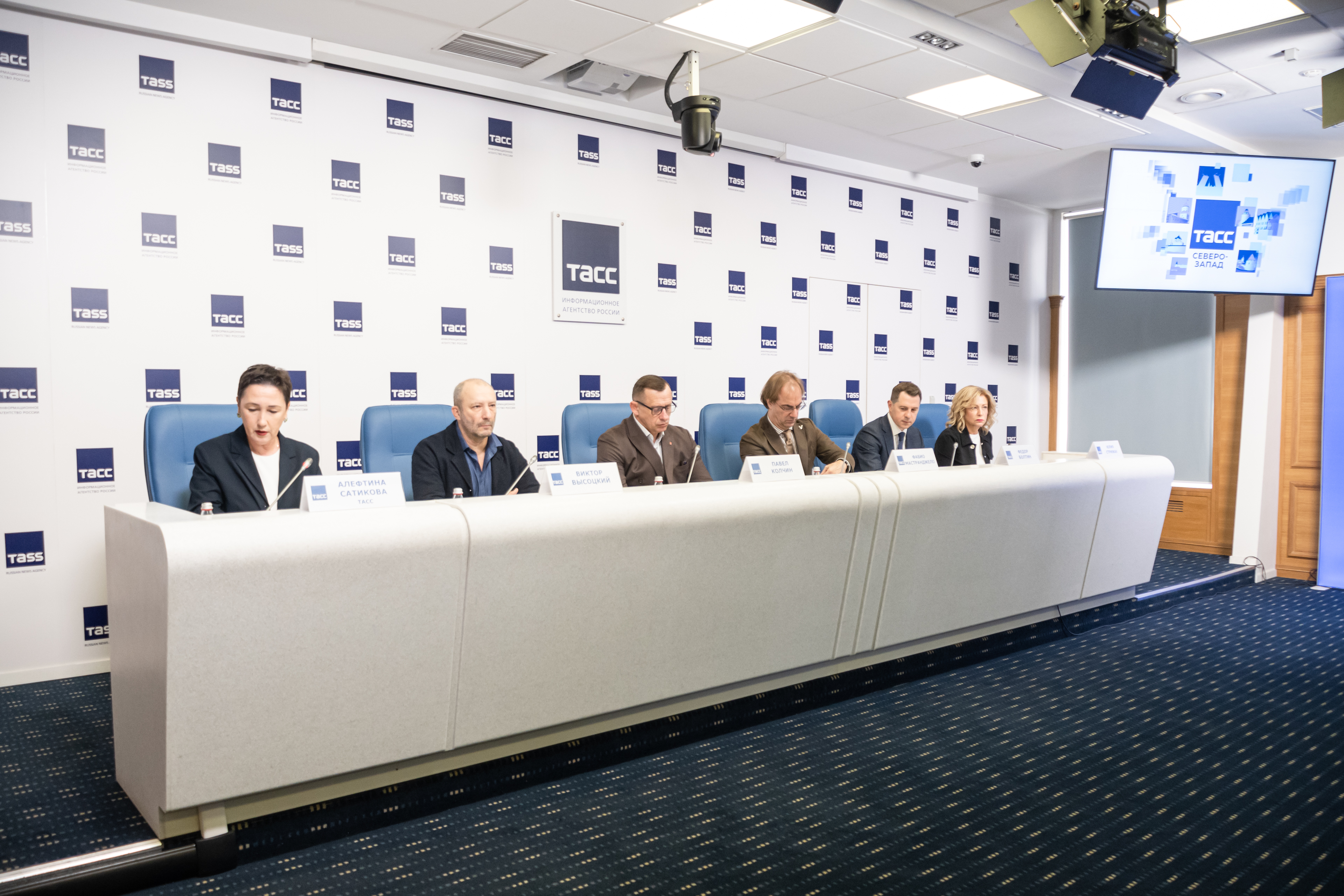 Фёдор Болтин: «Спектакли "Опера – всем" пройдут в лучших декорациях, какие только можно представить» 1