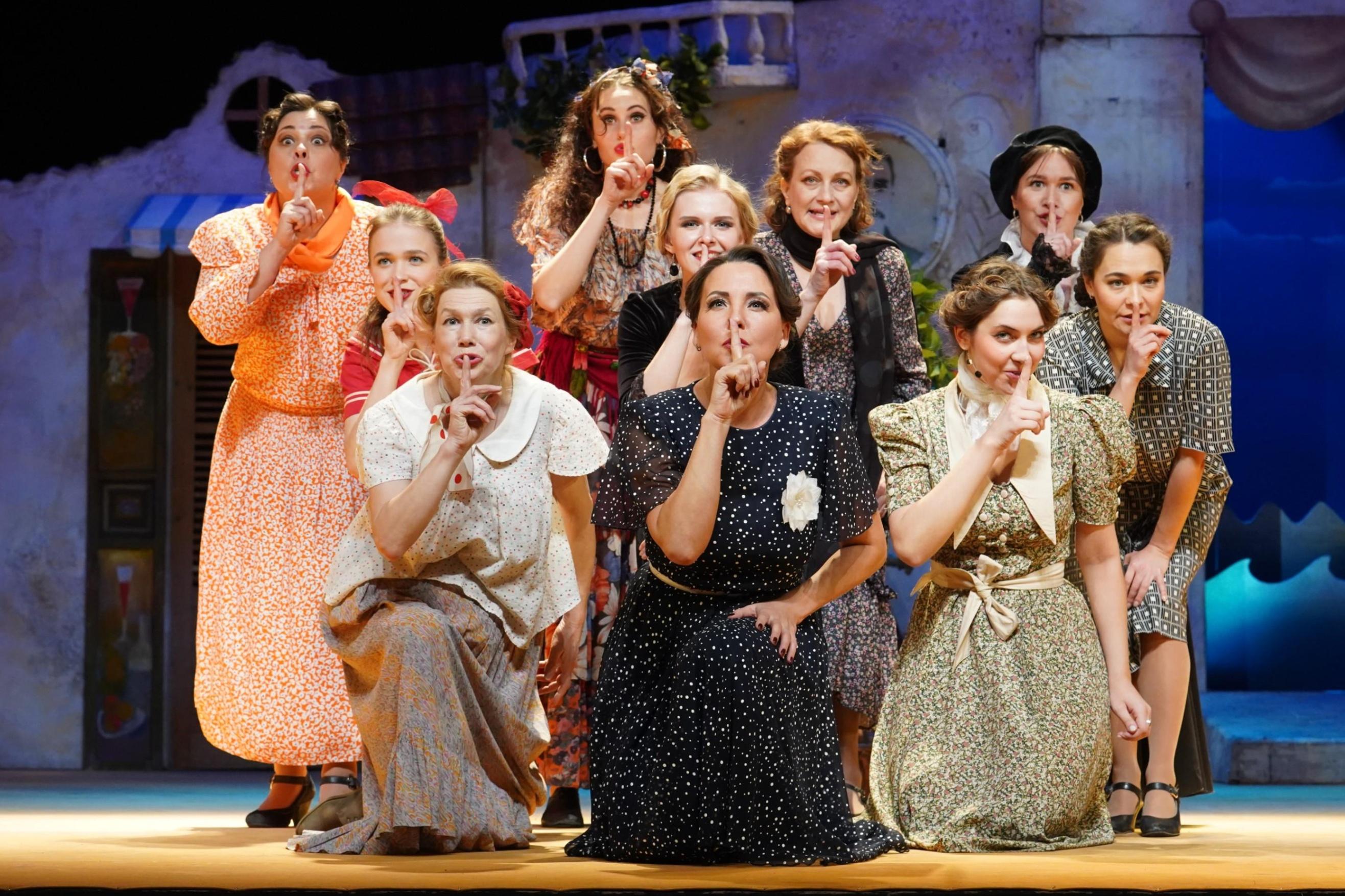 Детский музыкальный театр "Зазеркалье"