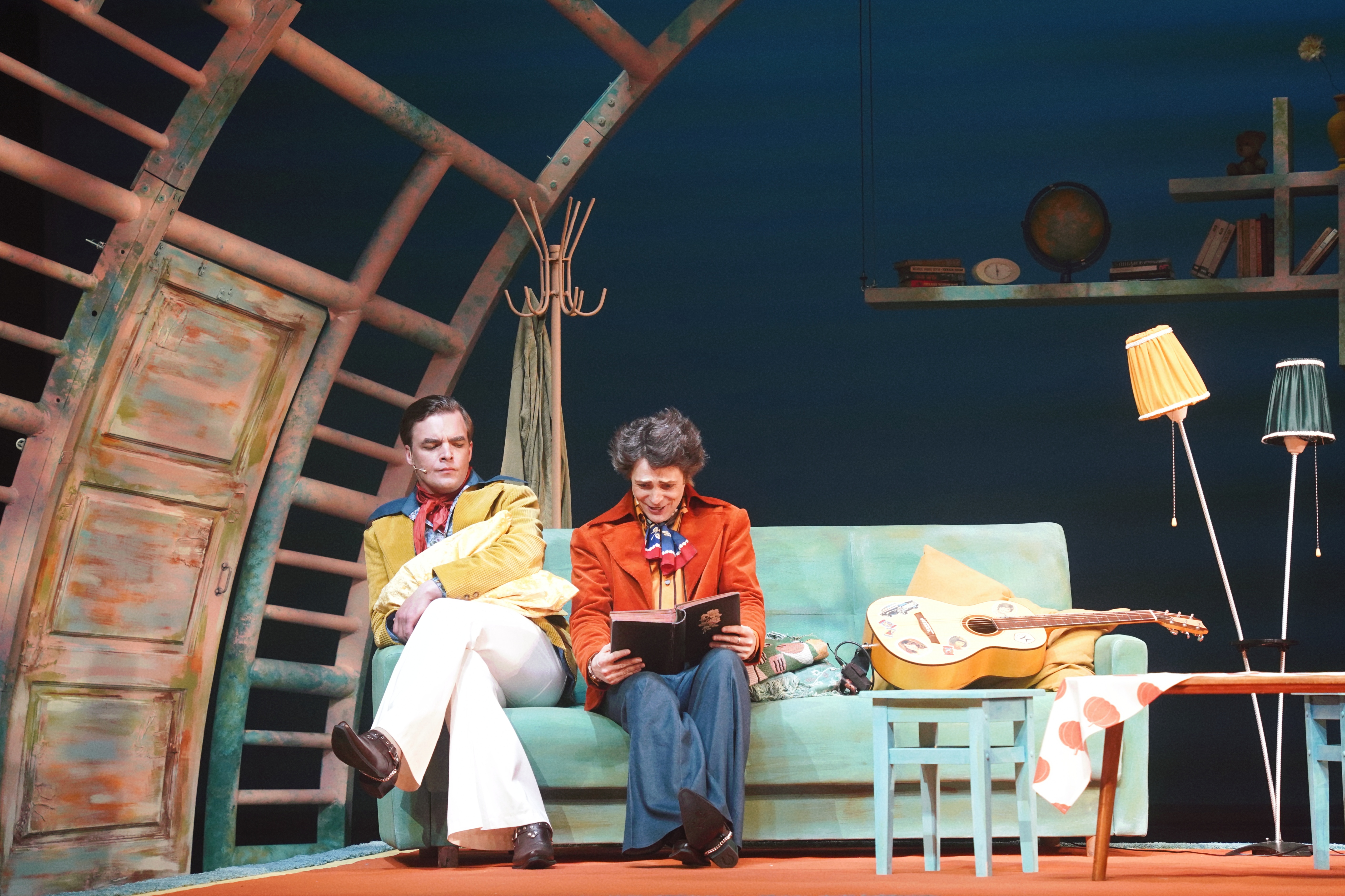 Театр «Буфф» показал нового «Старшего сына»8
