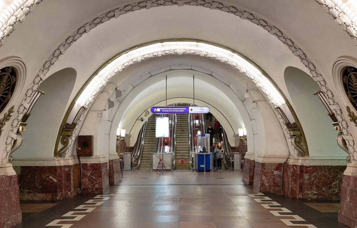 https://uniticket.ru/blog/kak-dobratsya-do-aeroporta-pulkovo-avtobus-metro-taksi/
