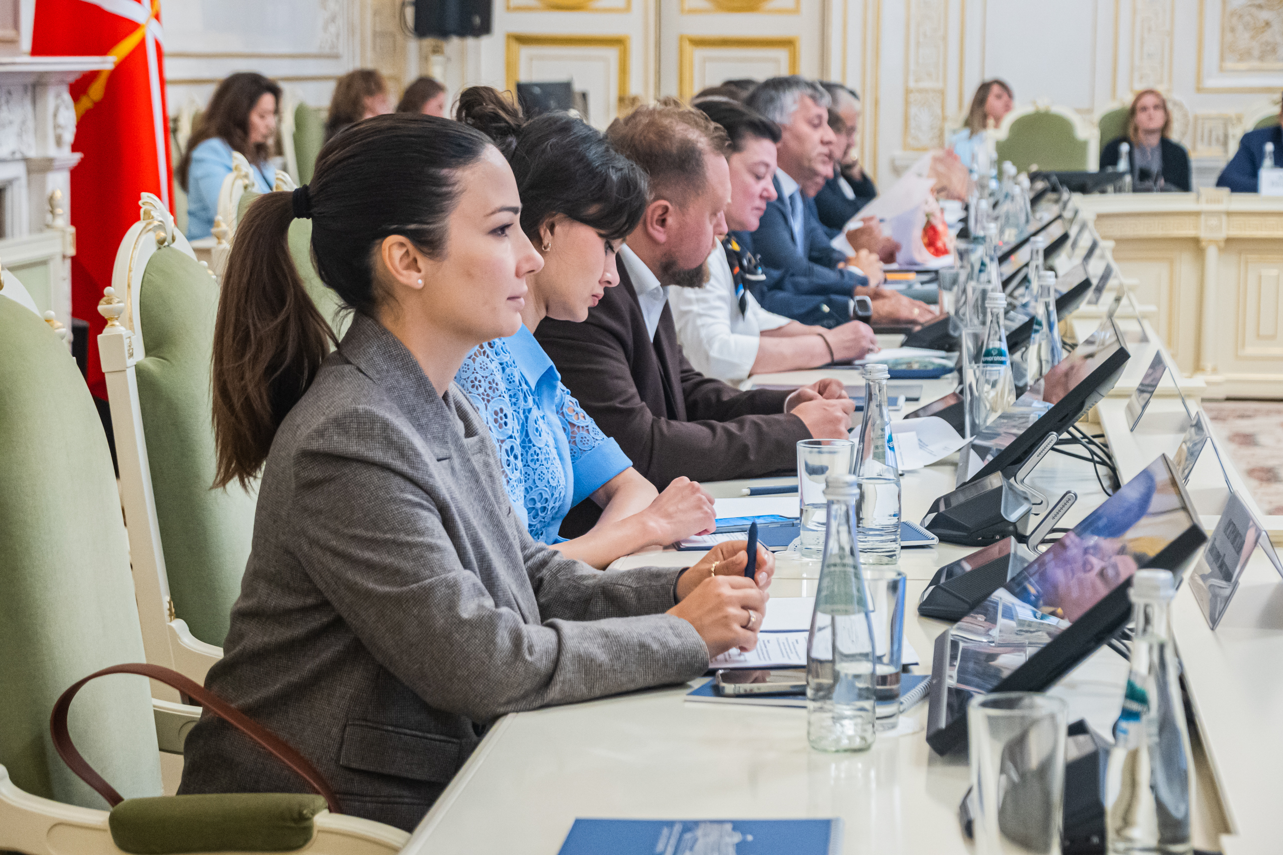 В Законодательном Собрании обсудили кинопроизводство в России и странах ближнего зарубежья12