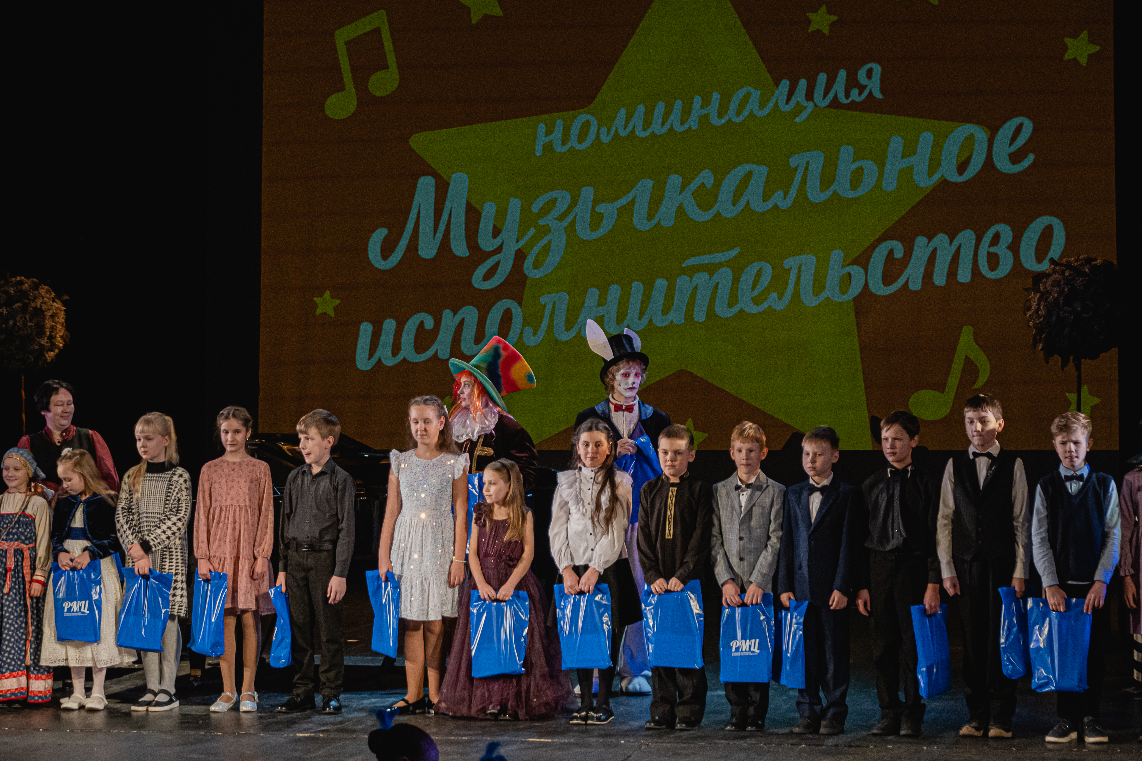 Сказка в «Зазеркалье»: подведены итоги  XVIII фестиваля-смотра «Я уже артист!»17