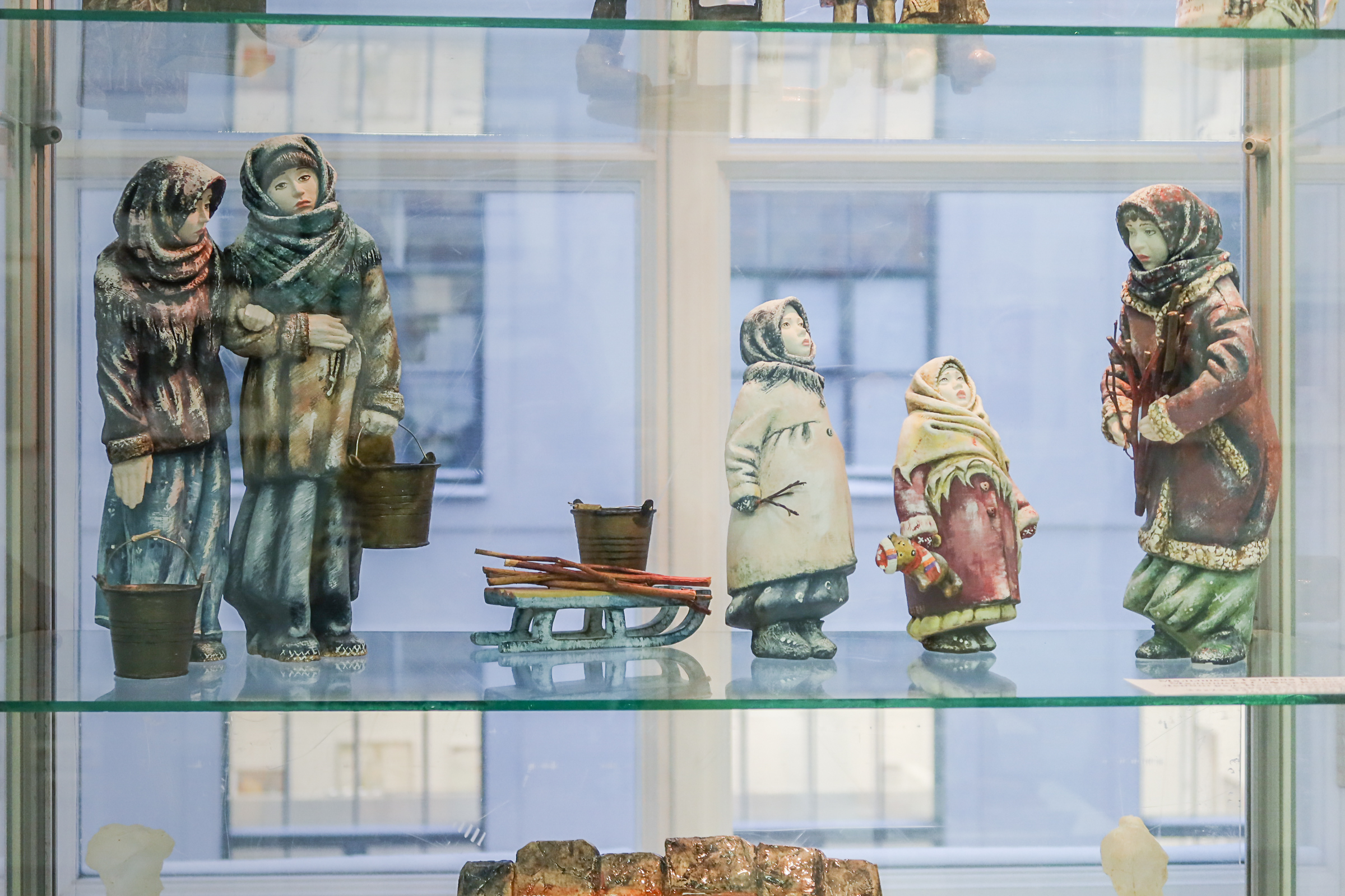 Выставка «Подвигу блокадного Ленинграда посвящается» открылась в Союзе художников9