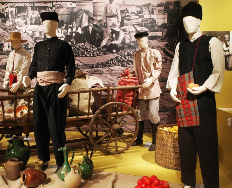 «Медь, костюм и вышивка» - всё о Крыме в Этнографическом музее