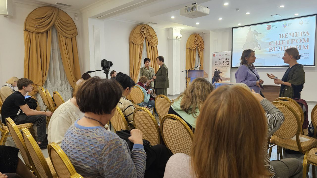 «Триумфальные врата Петербурга» - фестиваль «Вечера с Петром Великим» продолжается2