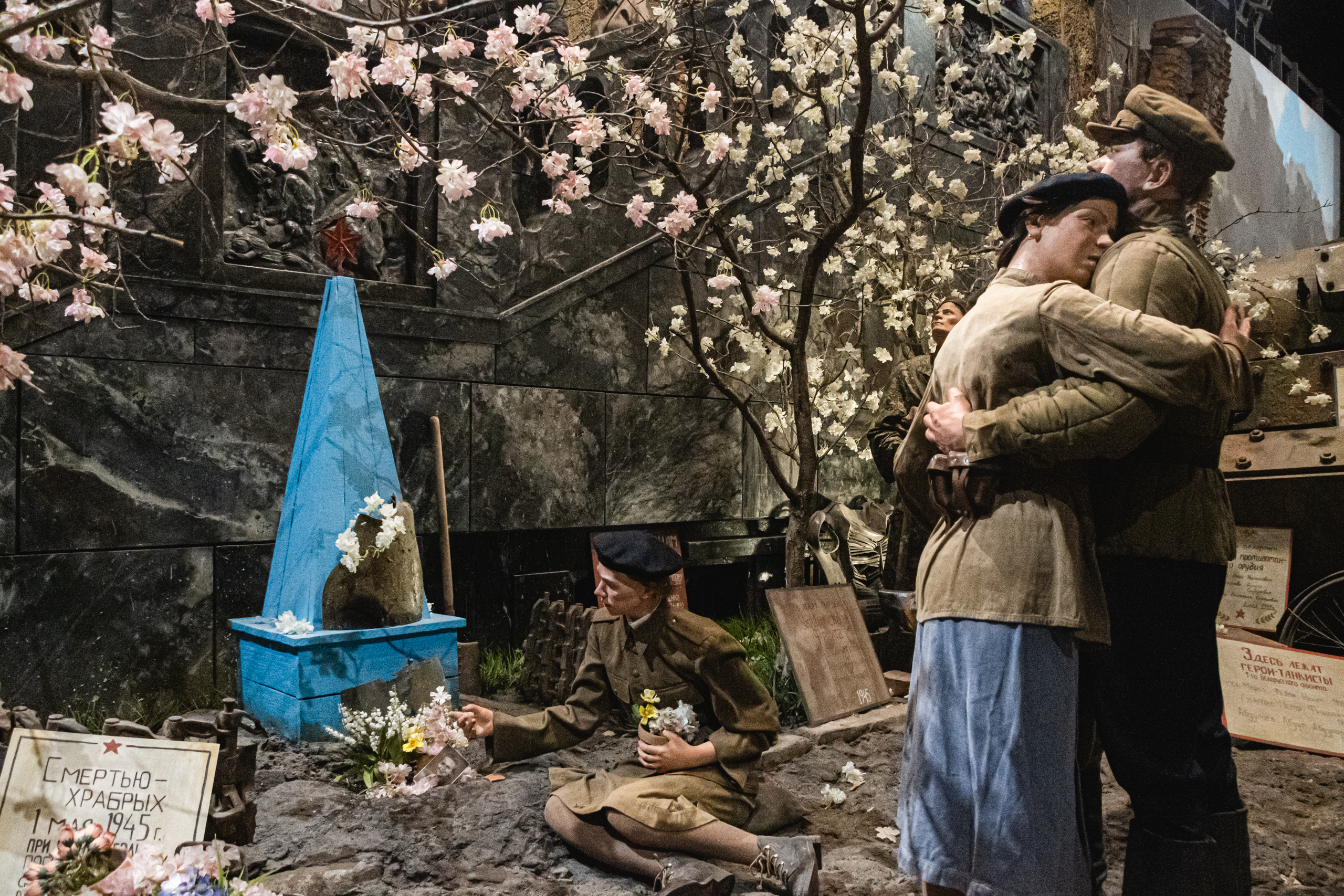 Киностудия «Ленфильм» провела экскурсию для блокадников 35