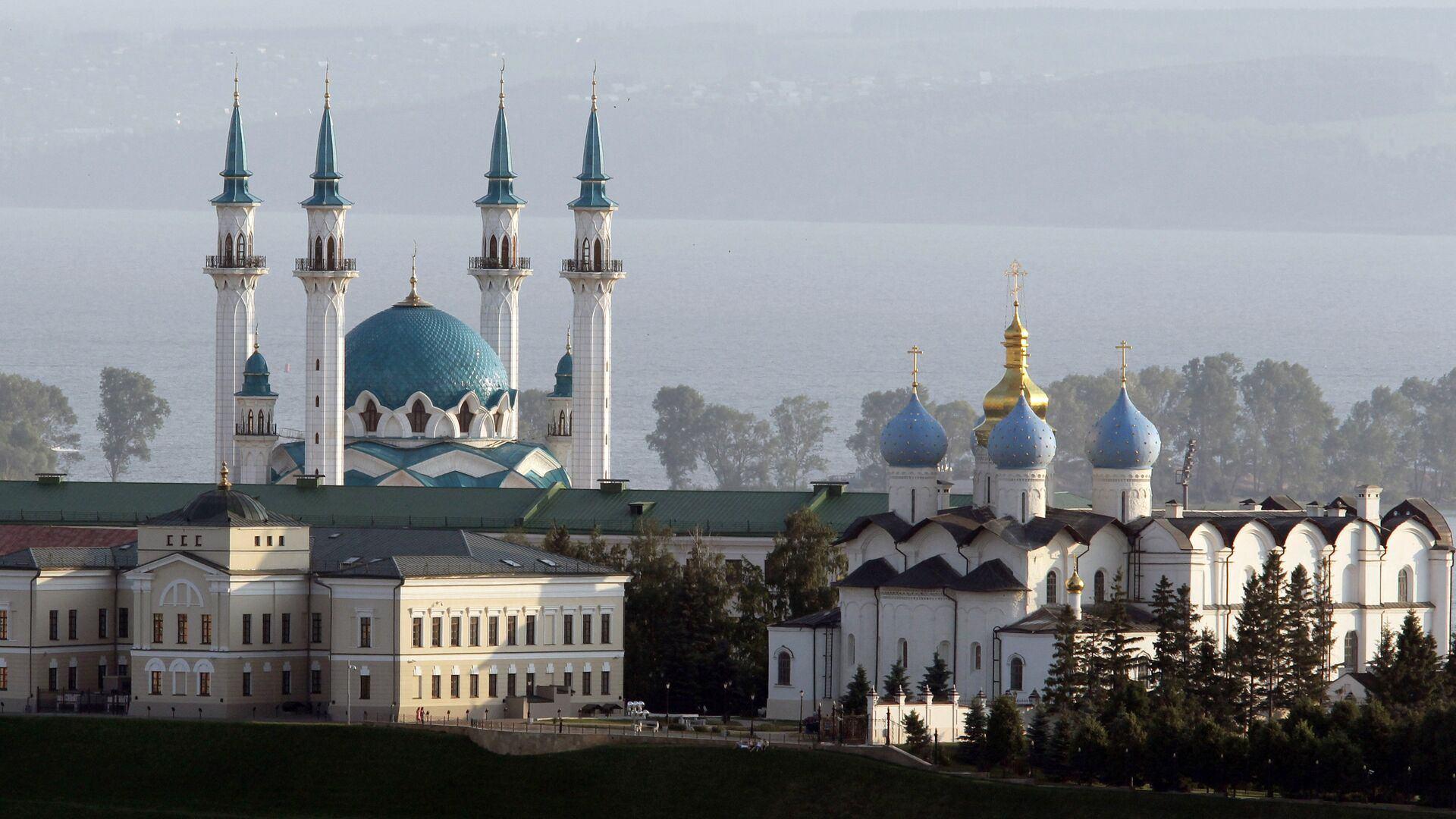 https://cdnn21.img.ria.ru/images/153355/28/1533552822_0:208:3072:1936_1920x1080_80_0_0_1eb43cff6a95304a21f02ab77311c29f.jpg