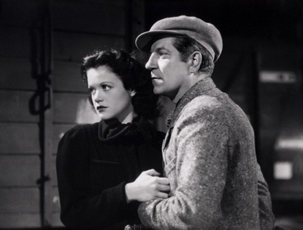 Фильм "Человек - зверь" (Франция, 1938). Фильм перешел в общественное достояние.