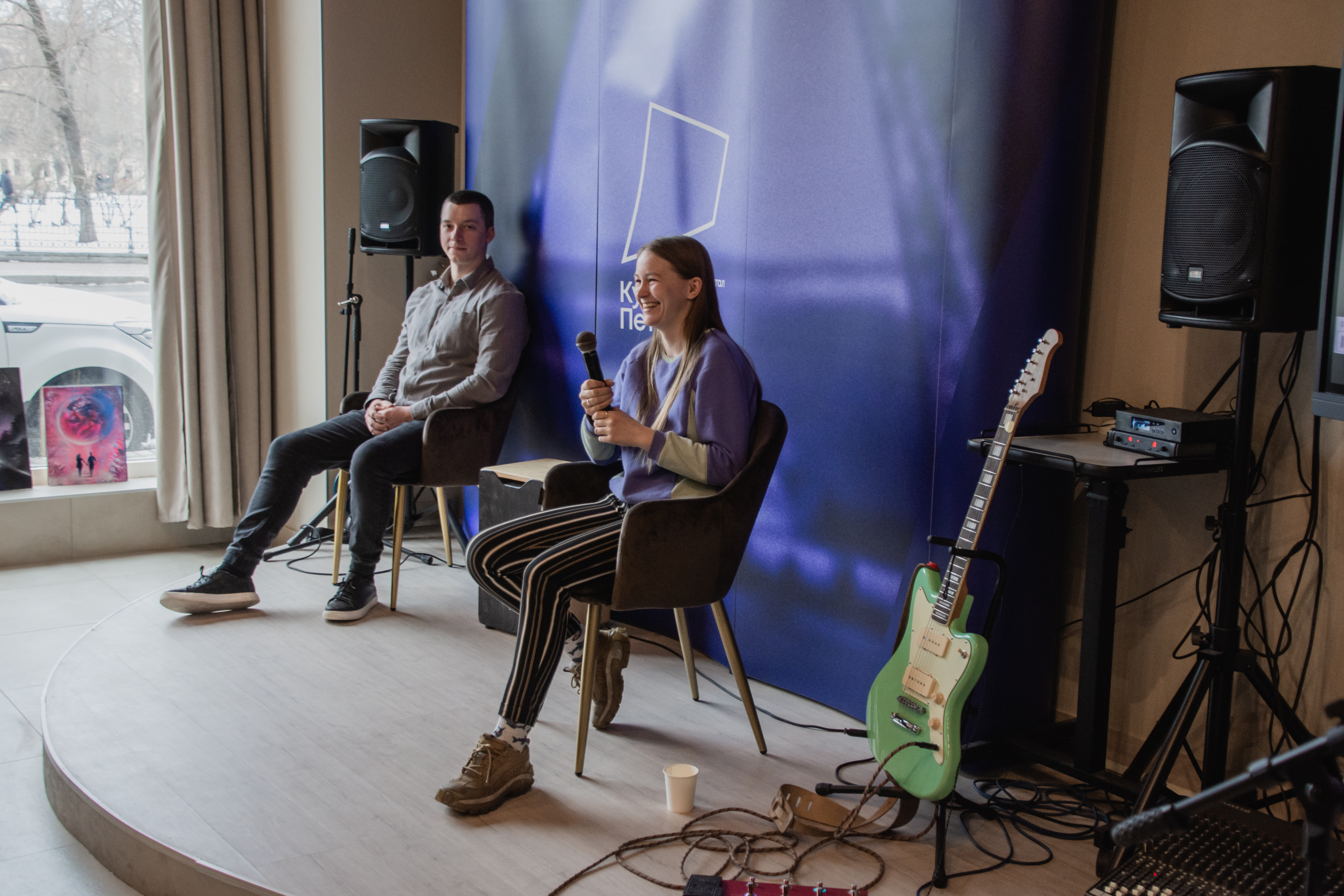 В медиацентре «Культура Петербурга» открылась выставка аэрозольной живописи Алены Логиновой 2