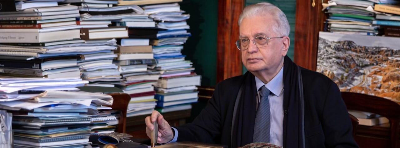 Обложка: Михаил Пиотровский вошёл в президиум нового Совета по культуре при Президенте РФ 