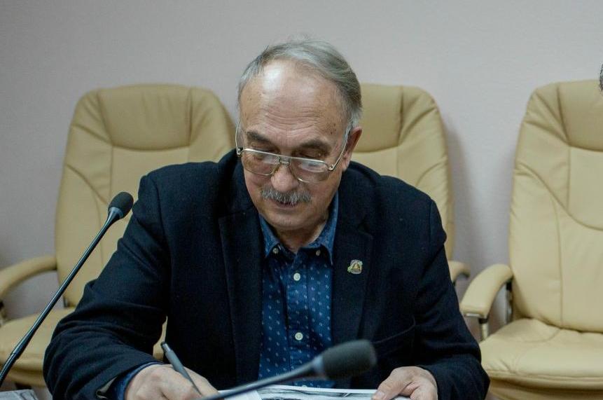 Пятитомник Дмитрия Каралиса презентуют в Писательском доме