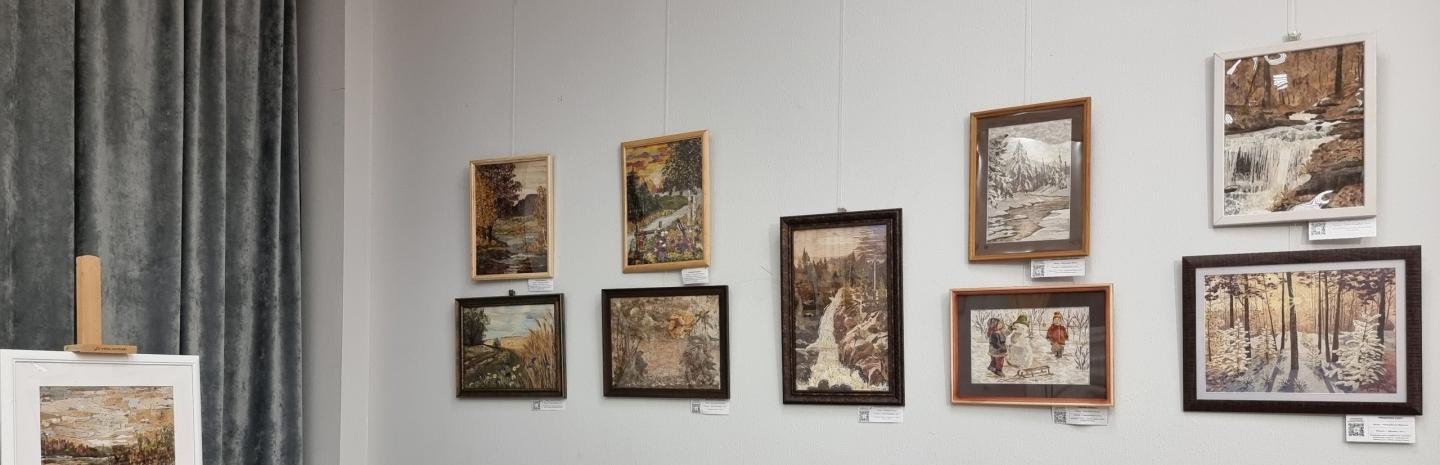 Вместо красок - лепестки: выставка в Ботаническом саду