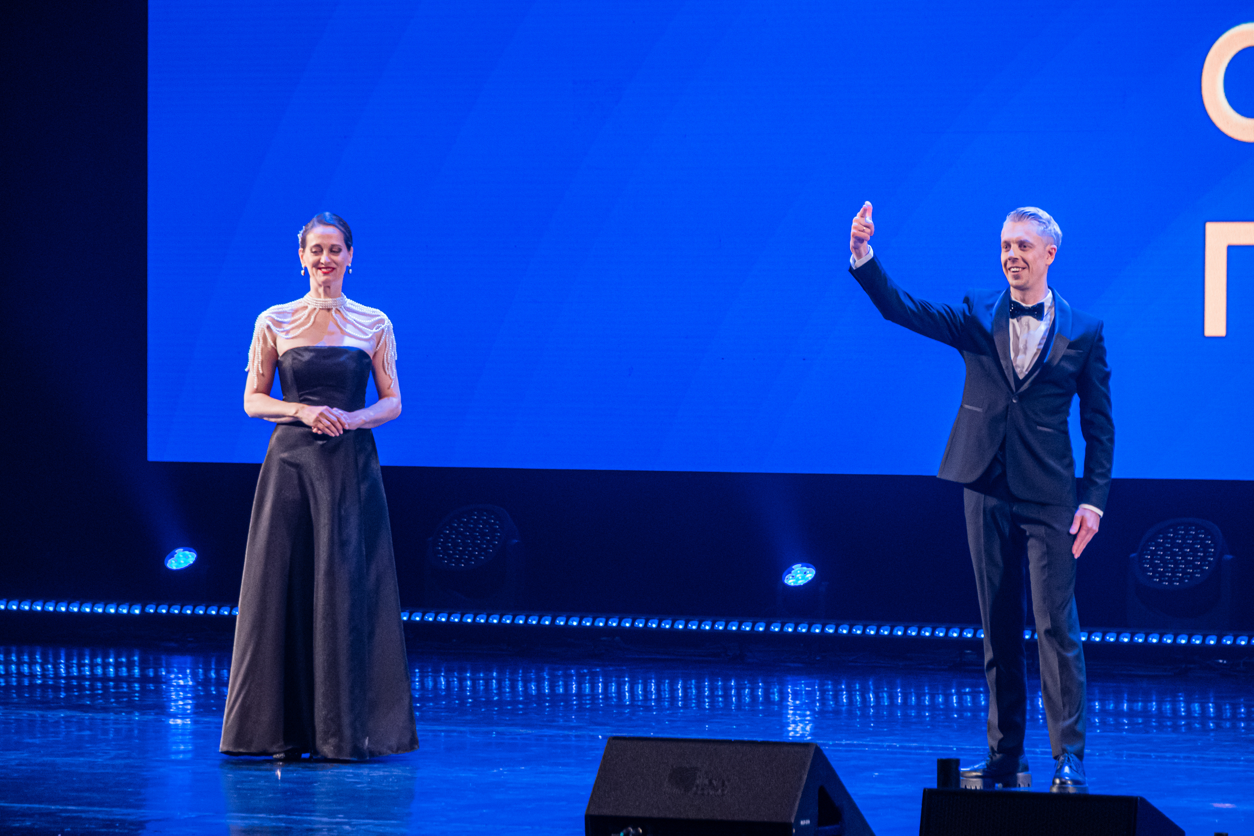 В БКЗ «Октябрьский» отметили 100-летие Всероссийского общества глухих16