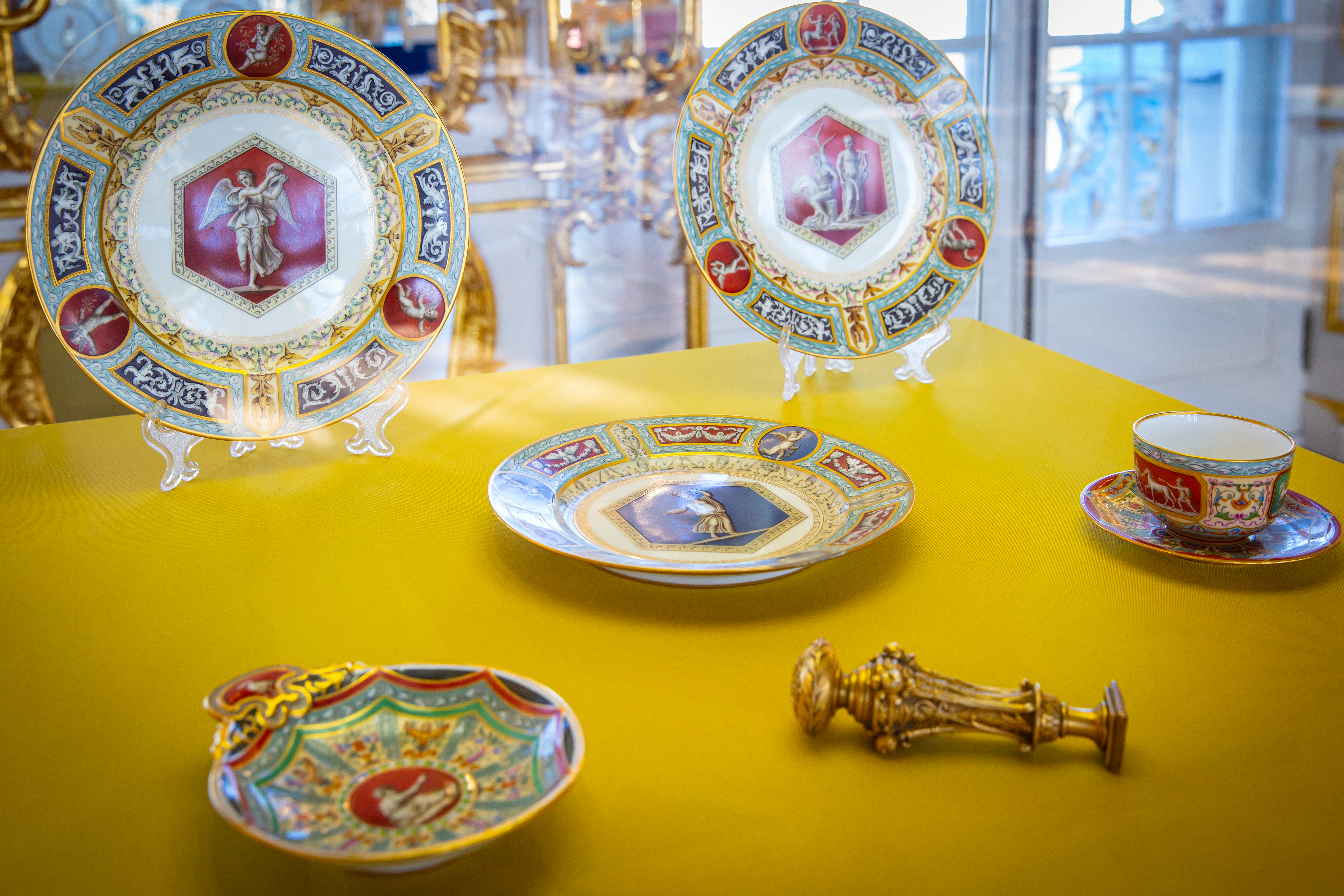 ГМЗ «Царское Село» получил в дар 128 раритетов XVIII – начала ХХ века14