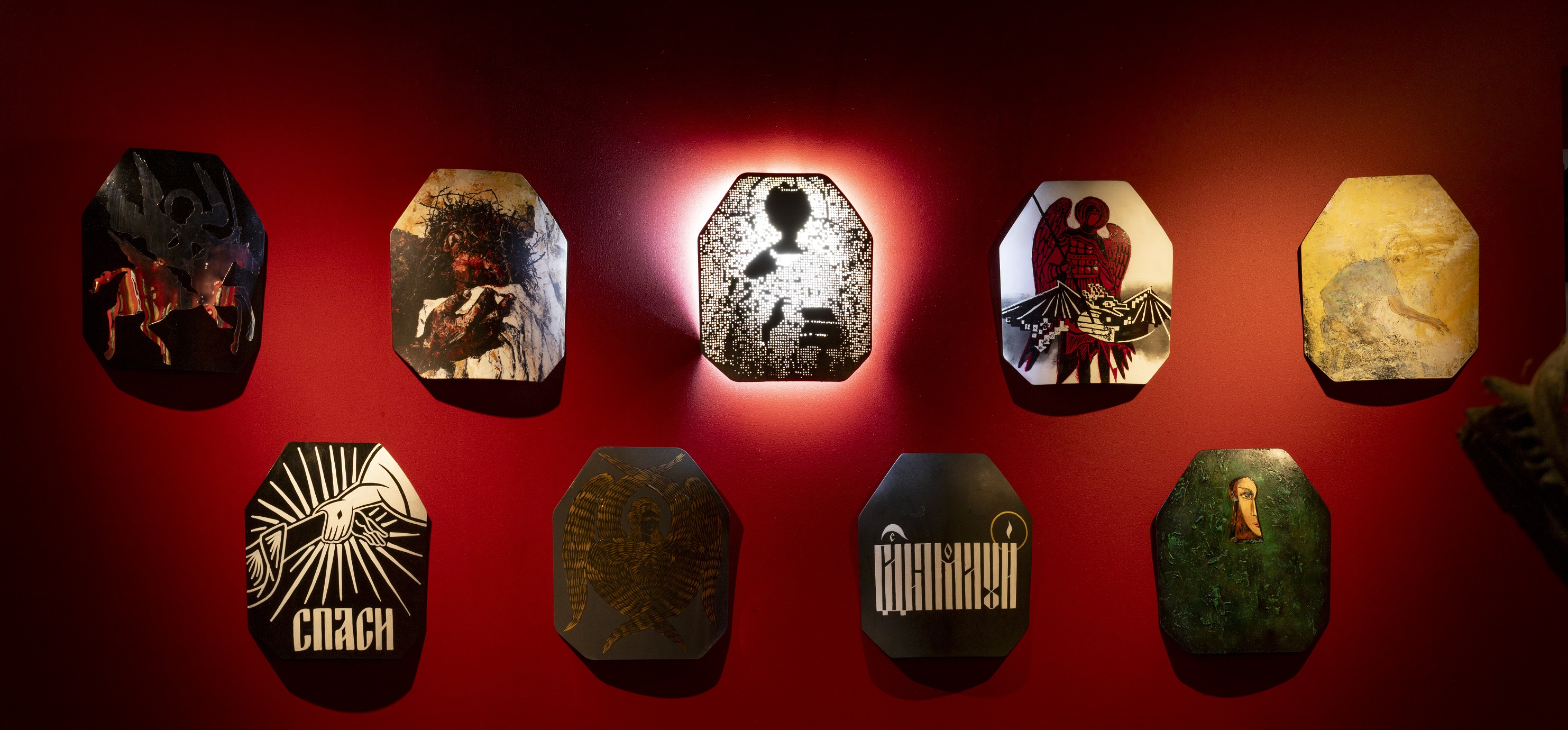 Выставка «Русский императив» в МВК «Манеж» исследует образ войны в искусстве8