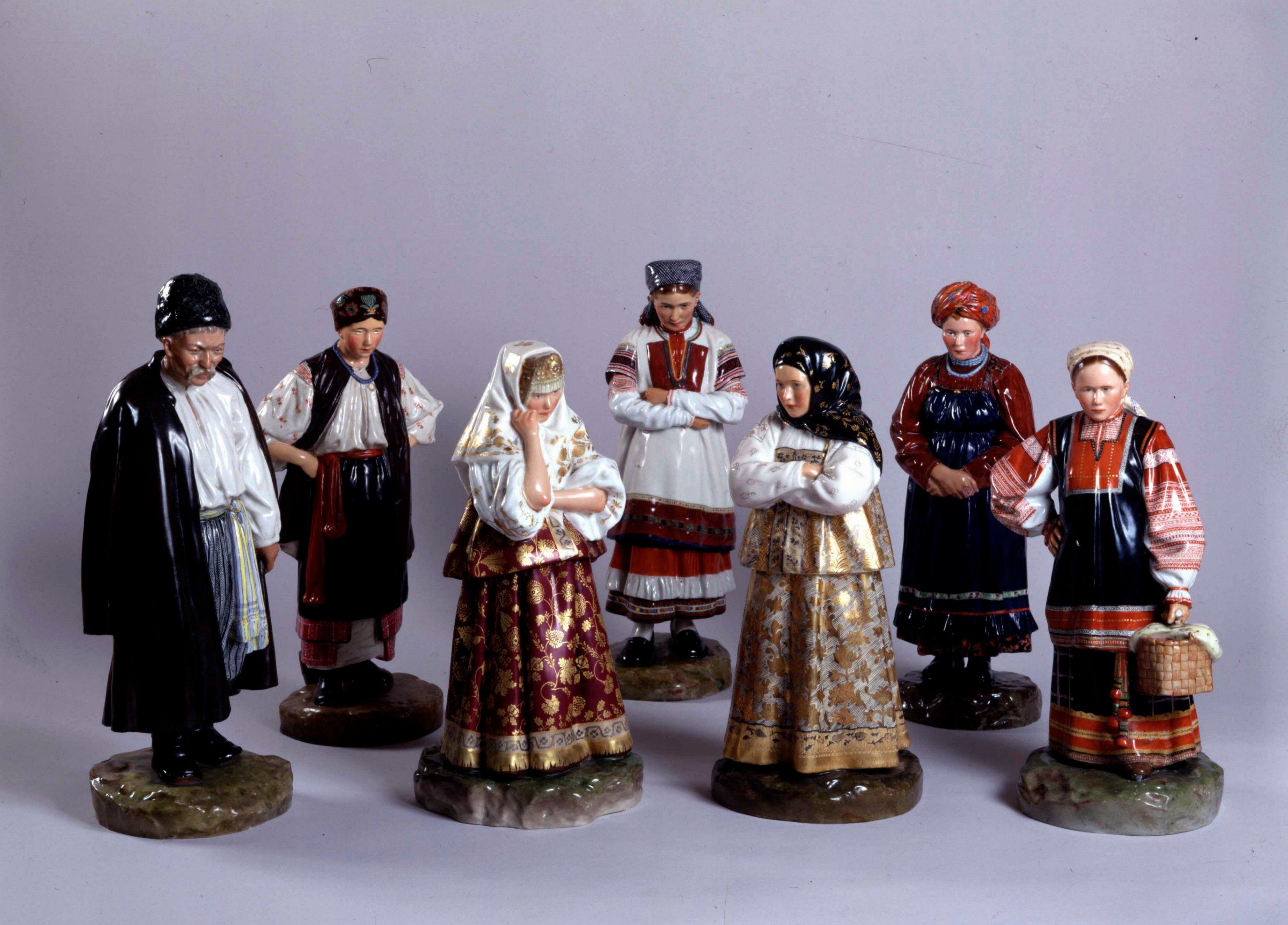https://ethnomuseum.ru/vystavki-i-sobytiya/ekskursii-i-programmy/obzornaya-ekskursiya-narody-rossii/