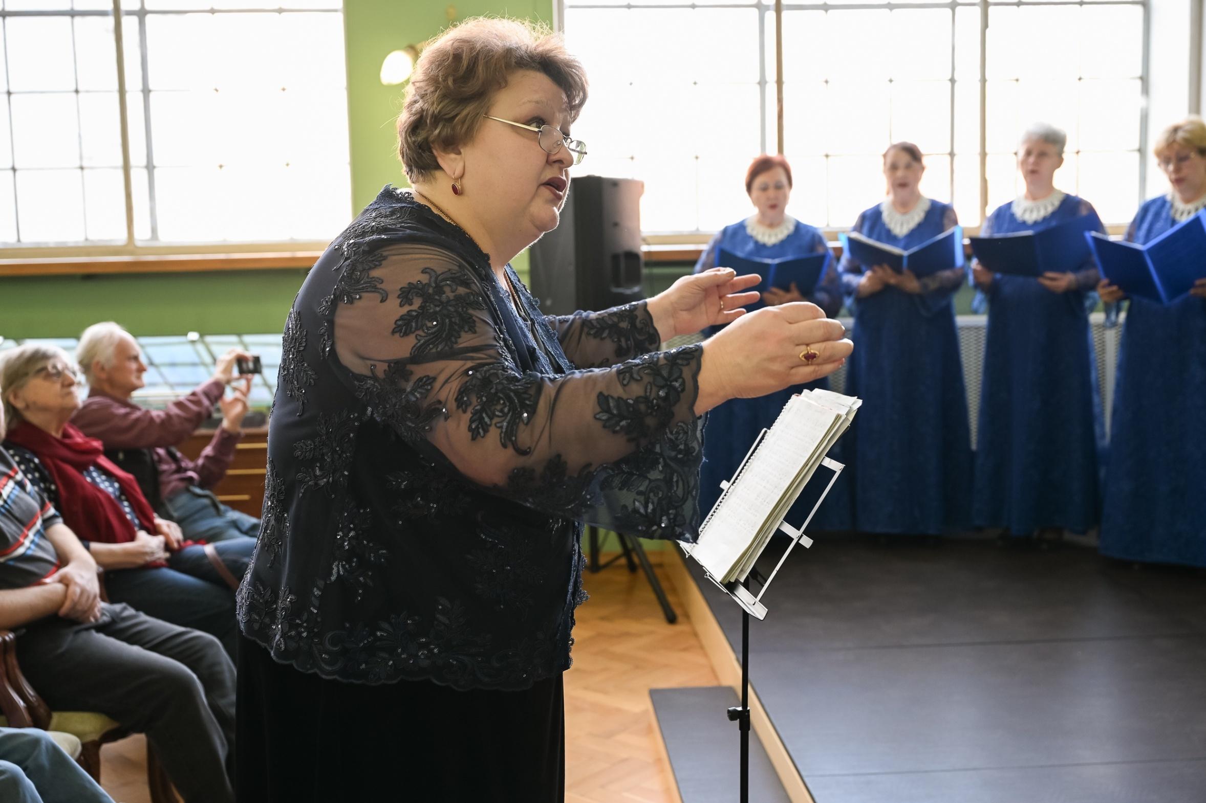 «Сольный концерт академического женского хора»