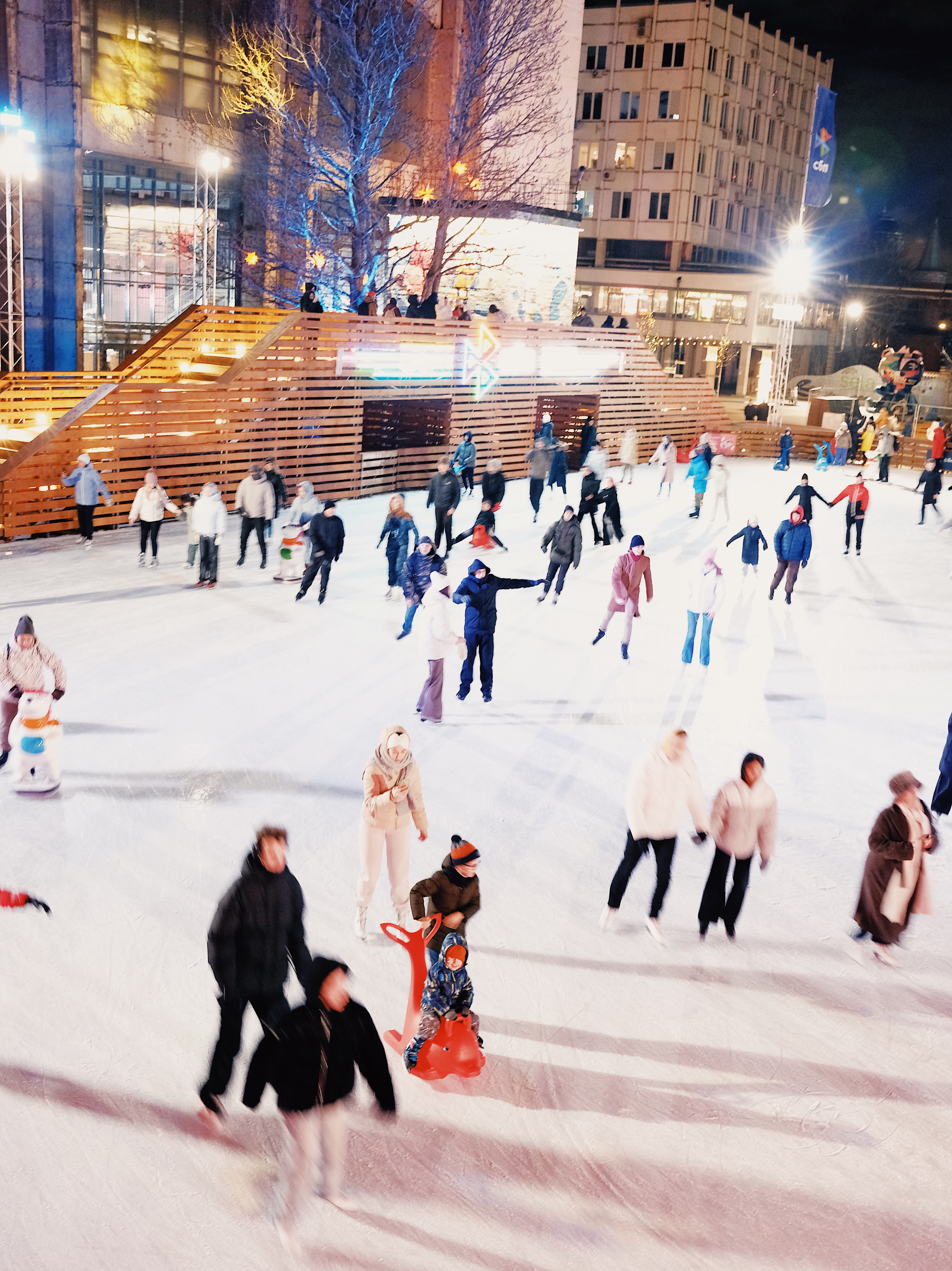 В «Севкабеле» музыкально откроют «Каток у моря» 2