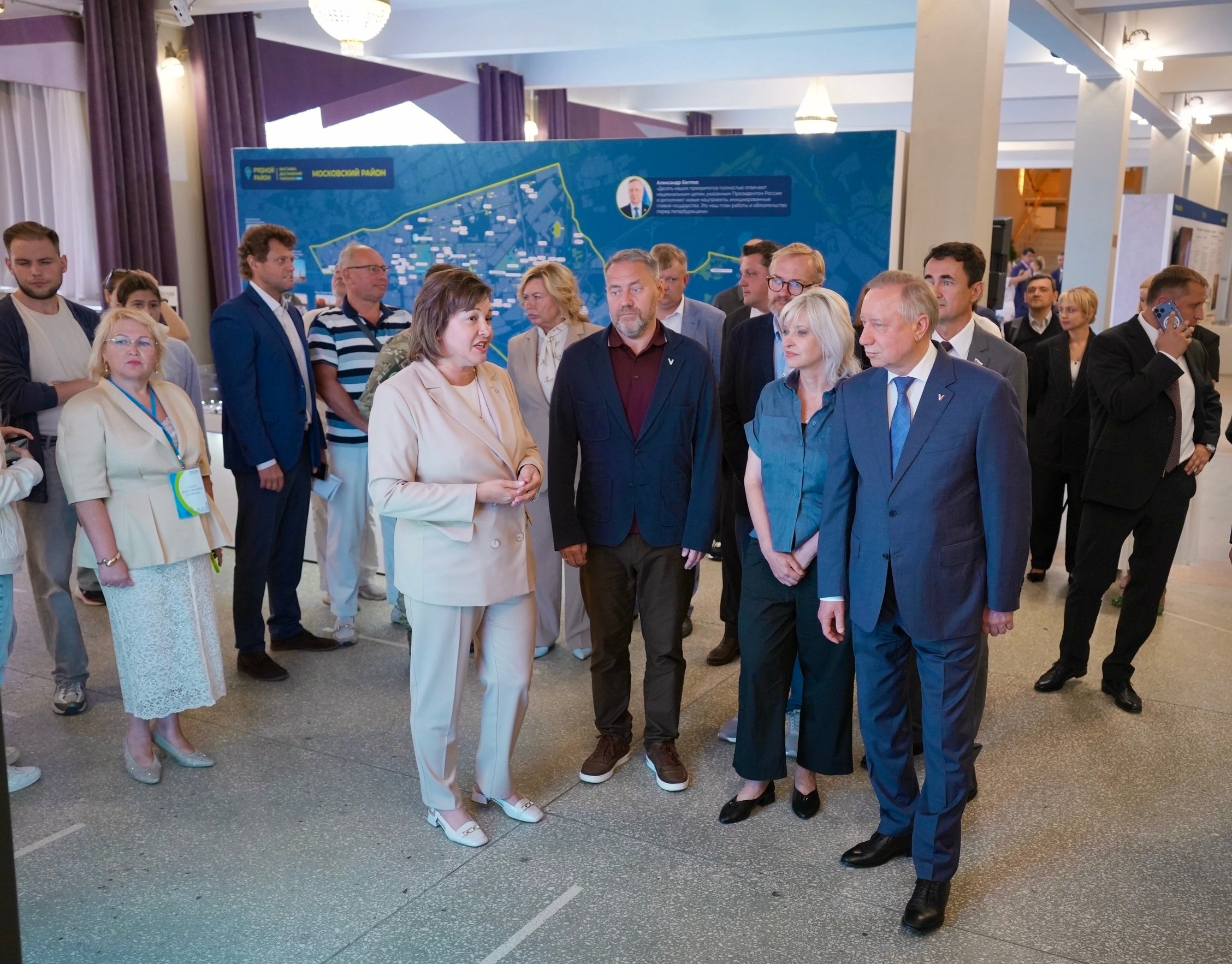 В Культурно-досуговом центре «Московский» гостей познакомят с достижениями района4