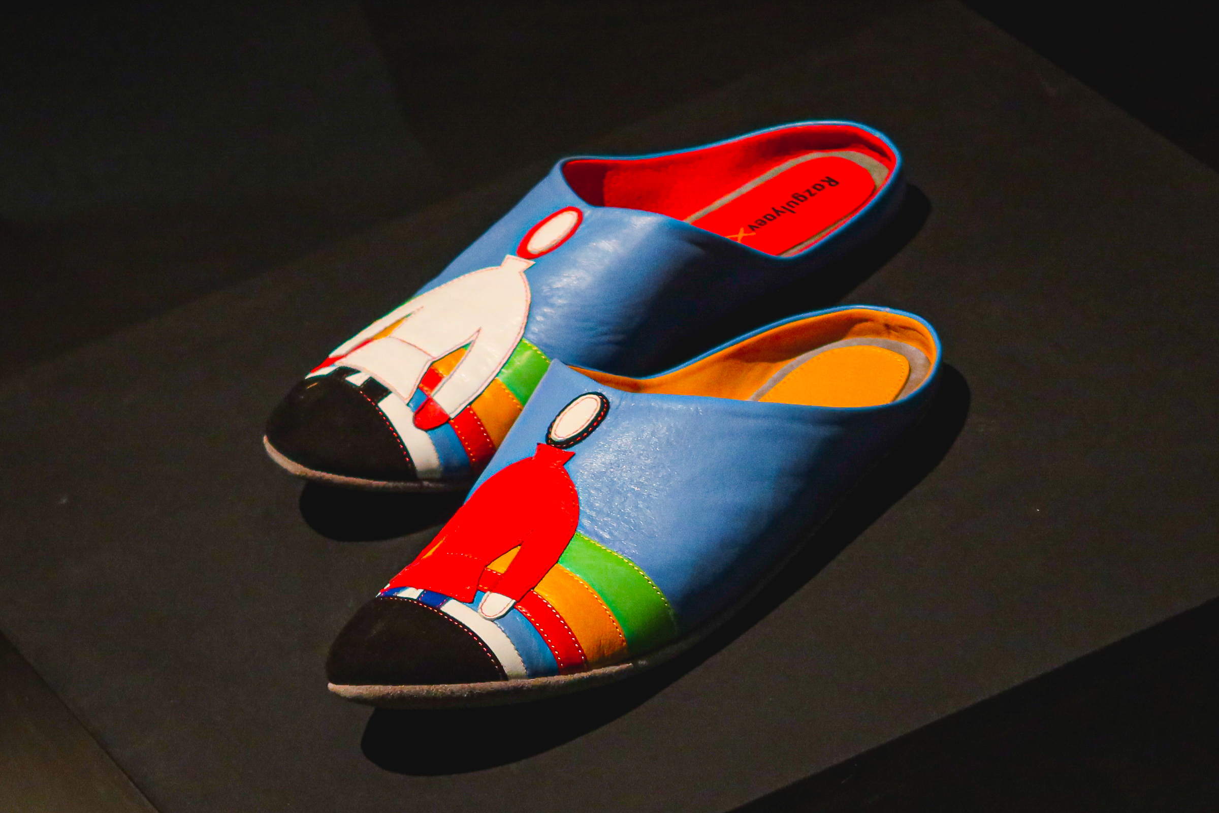 Эрмитаж показывает наследие петербургских модельеров от Меликовой до Бухинника31