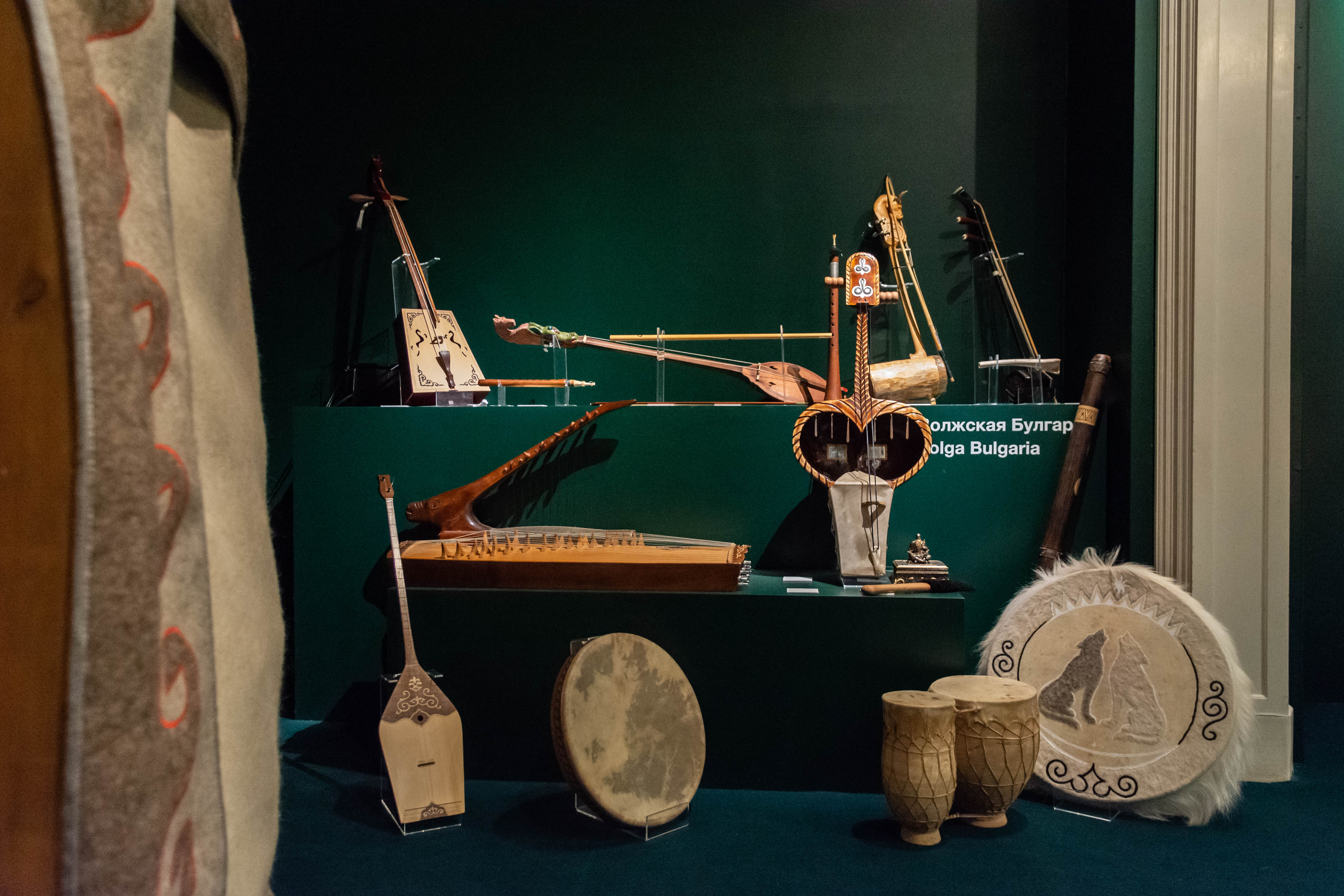 В Петербурге заиграла «музыка степей»: выставка тюркских народных инструментов9