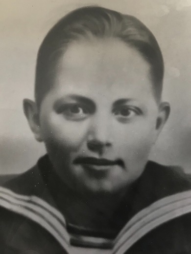 «Военная история моей семьи. Реликвия»: фотографии юнги-героя Евгения Кузьмина 2