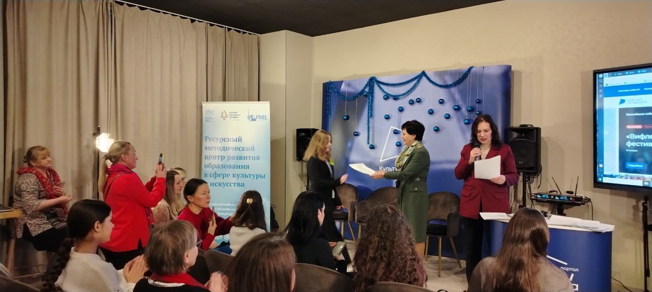 В медиацентре «Культура Петербурга» юных художников поздравили с победой 2