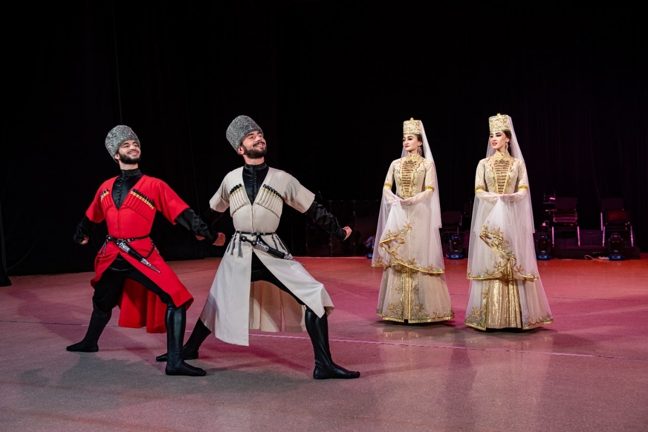 Легендарному ансамблю «Нальмэс» исполняется 90 лет3