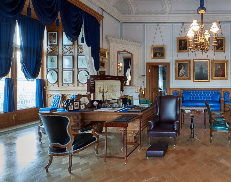 Свободный вход в имперские покои будет доступен в Петергофе