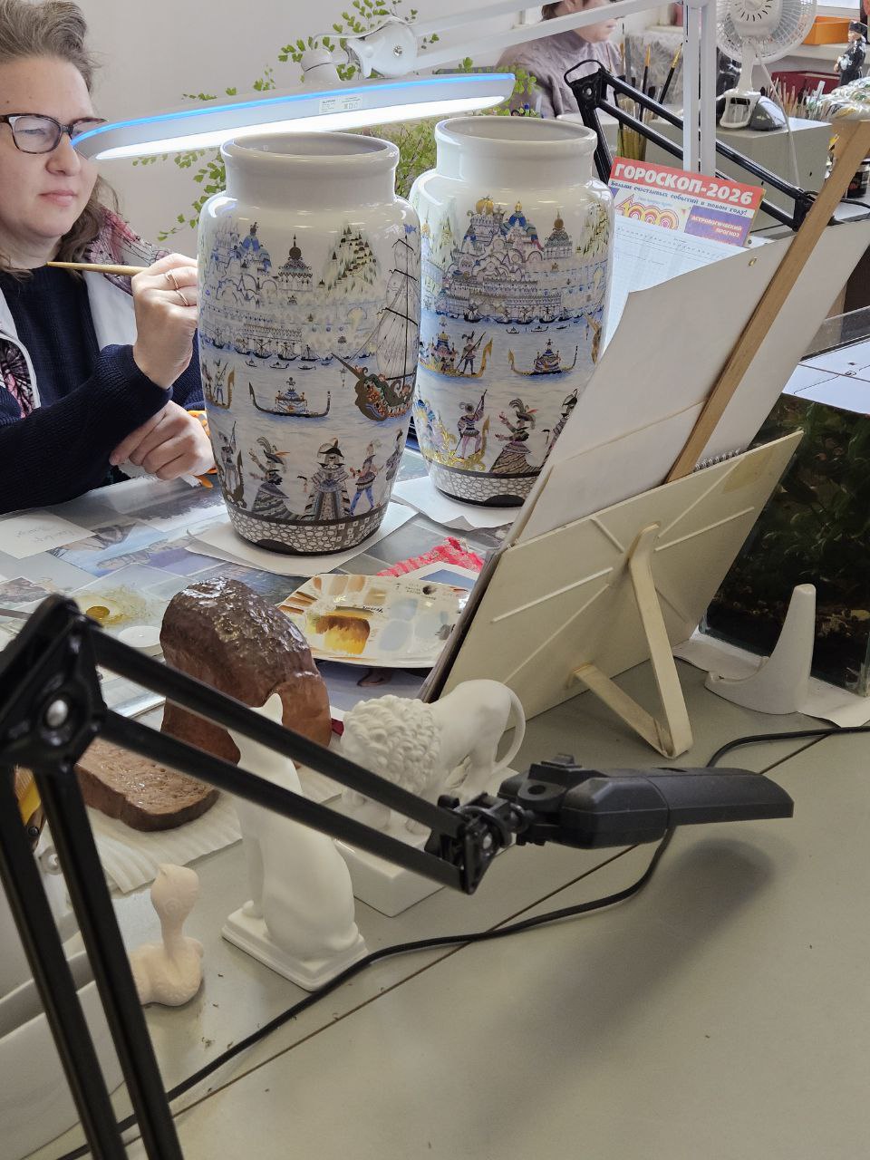 Участники программы «Многомерность культуры» побывали на Императорском фарфоровом заводе6