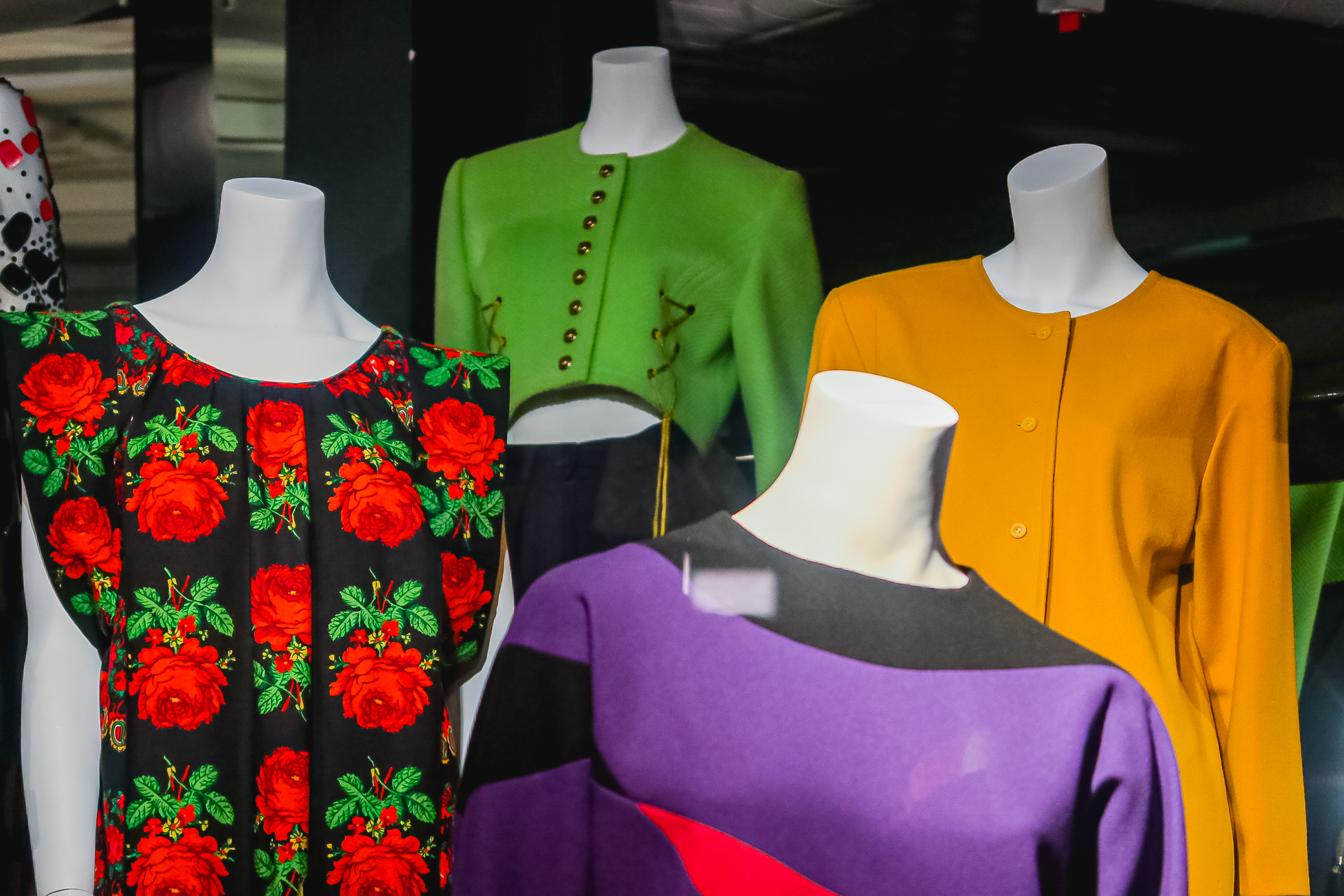 Эрмитаж показывает наследие петербургских модельеров от Меликовой до Бухинника32