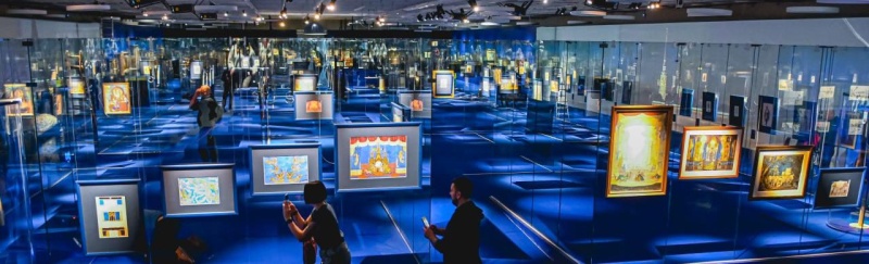 Обложка: Центральный выставочный зал «Манеж» открыл масштабный межмузейный проект «Все Бенуа — Всё Бенуа». 