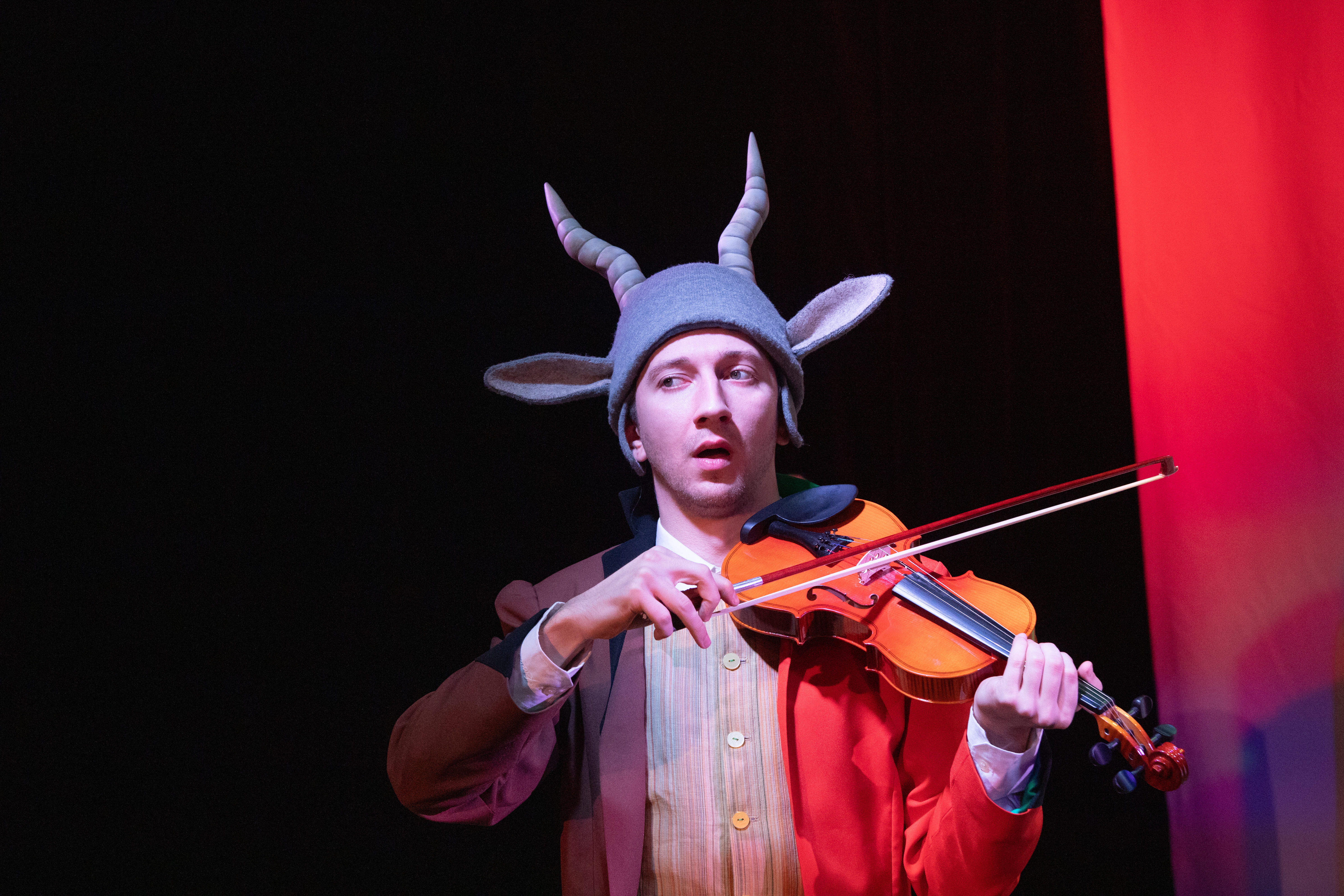 В театре кукол «Бродячая собачка» презентуют «Оксюморон»1