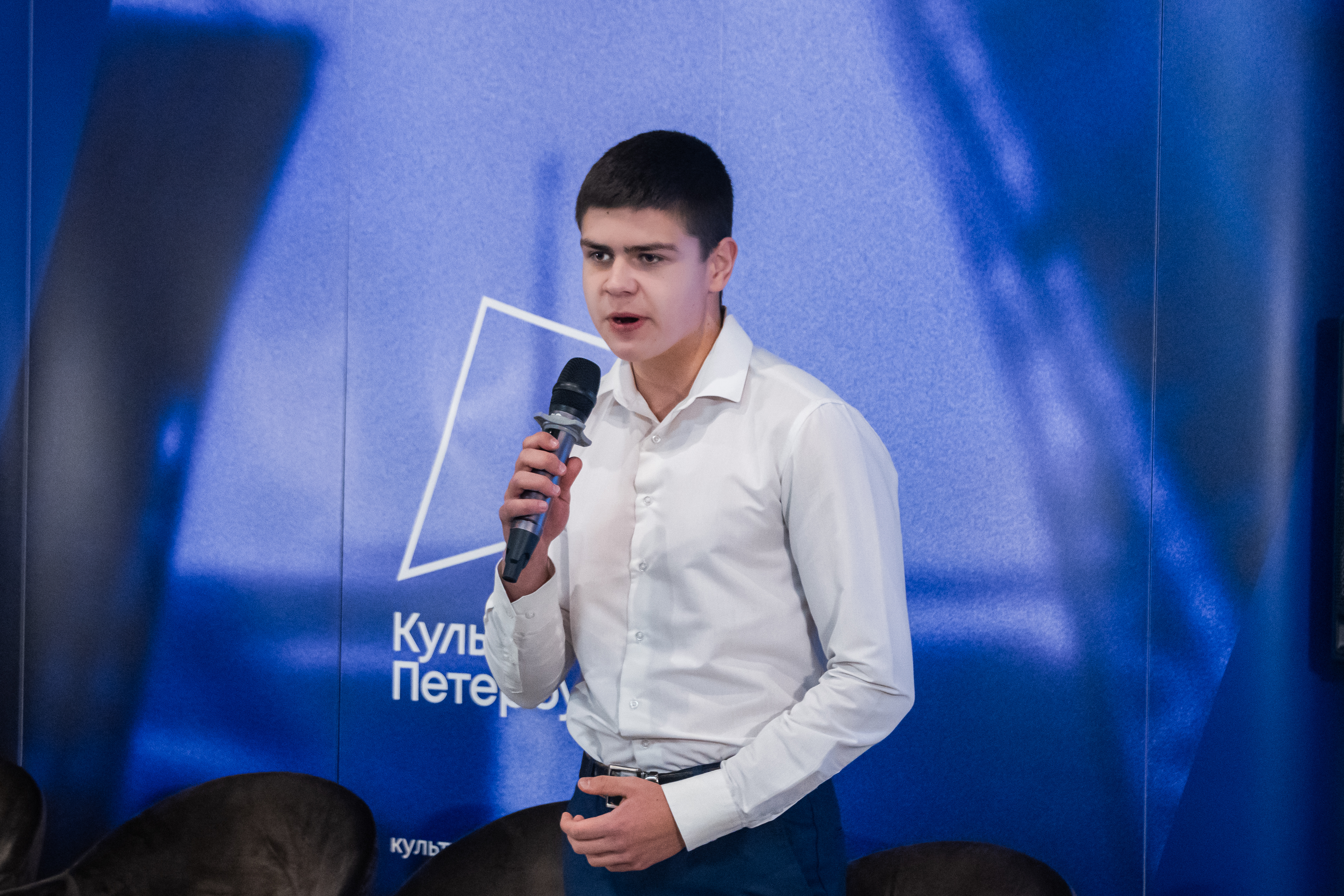 В медиацентре «Культура Петербурга» открылась выставка картин о героях разных эпох 1